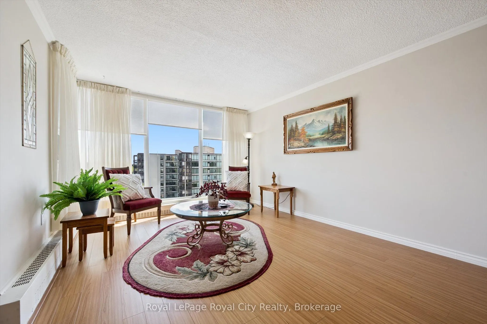 19 Woodlawn Road E, #713