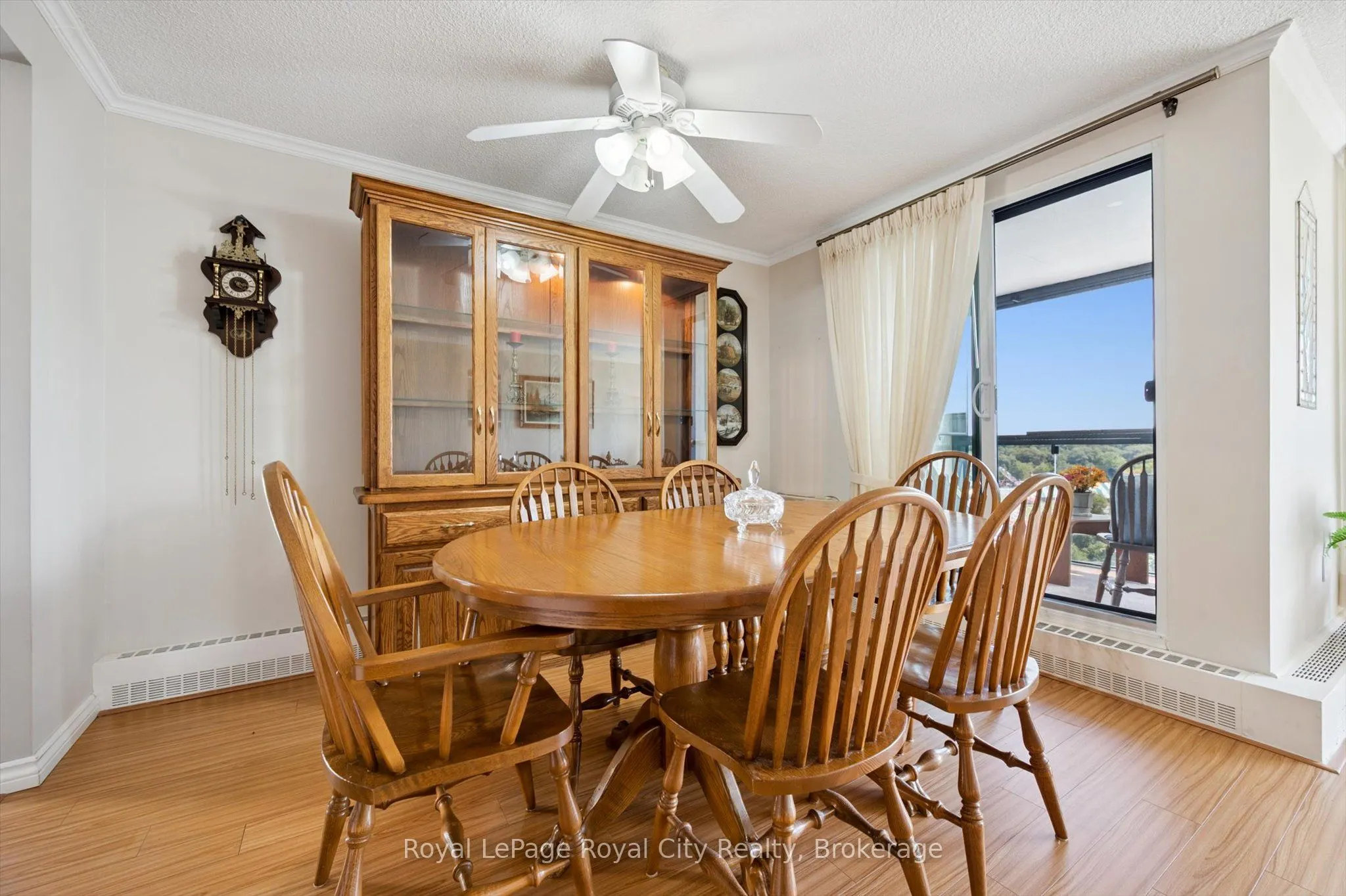 19 Woodlawn Road E, #713
