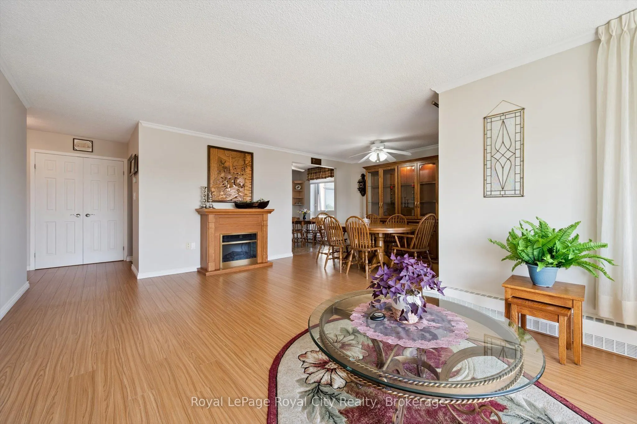 19 Woodlawn Road E, #713