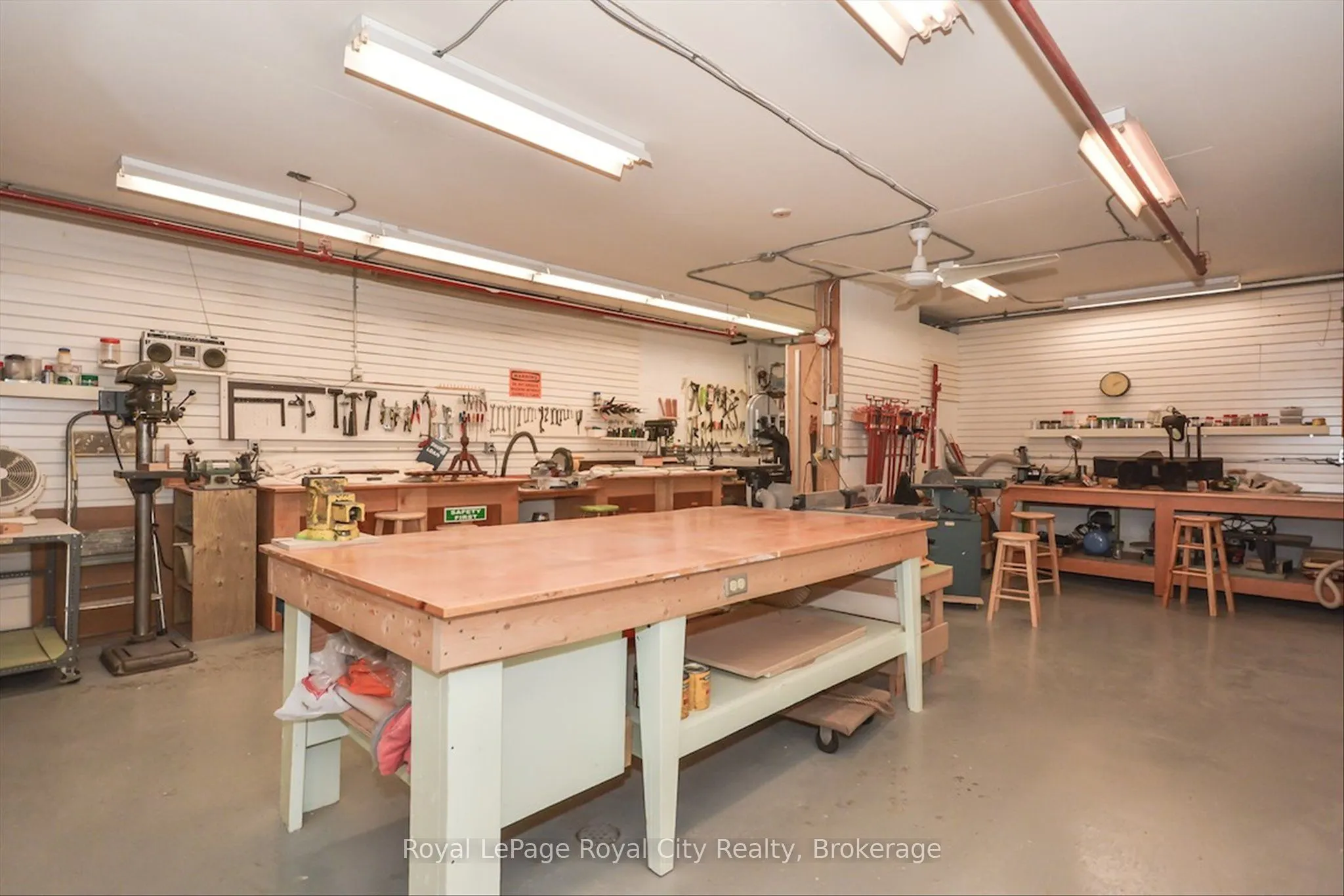 19 Woodlawn Road E, #713