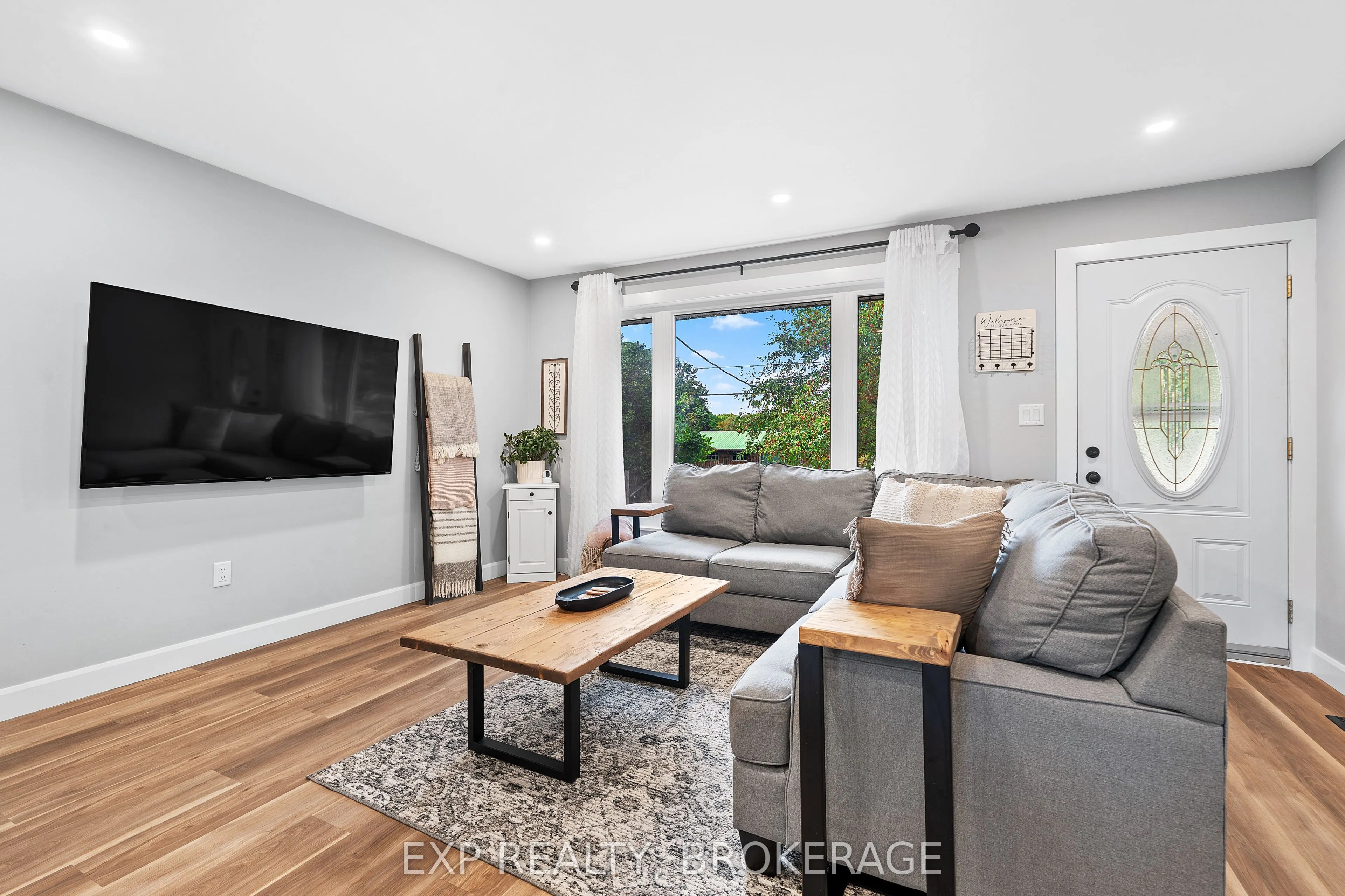 3858 QUINN Road W
