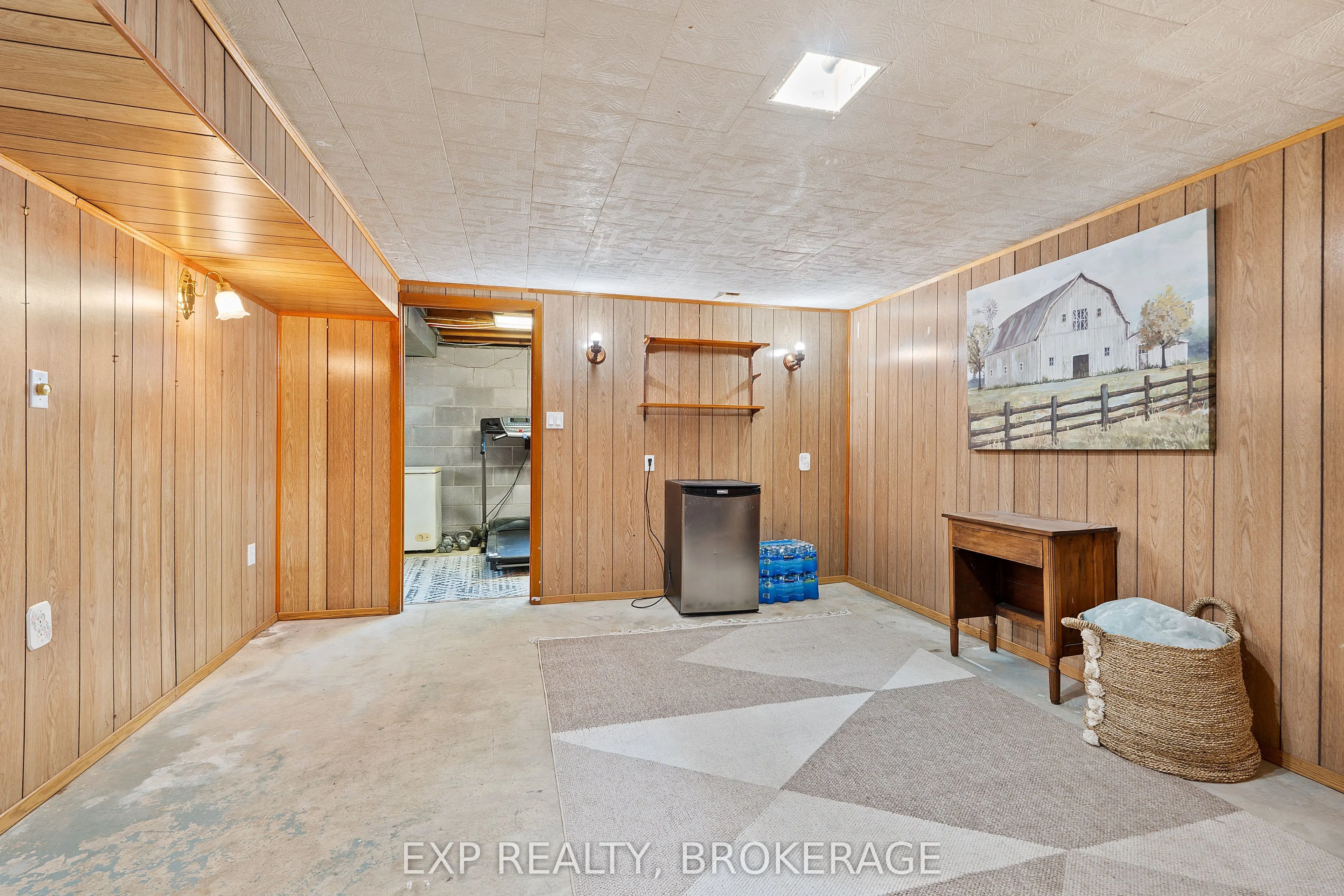 3858 QUINN Road W