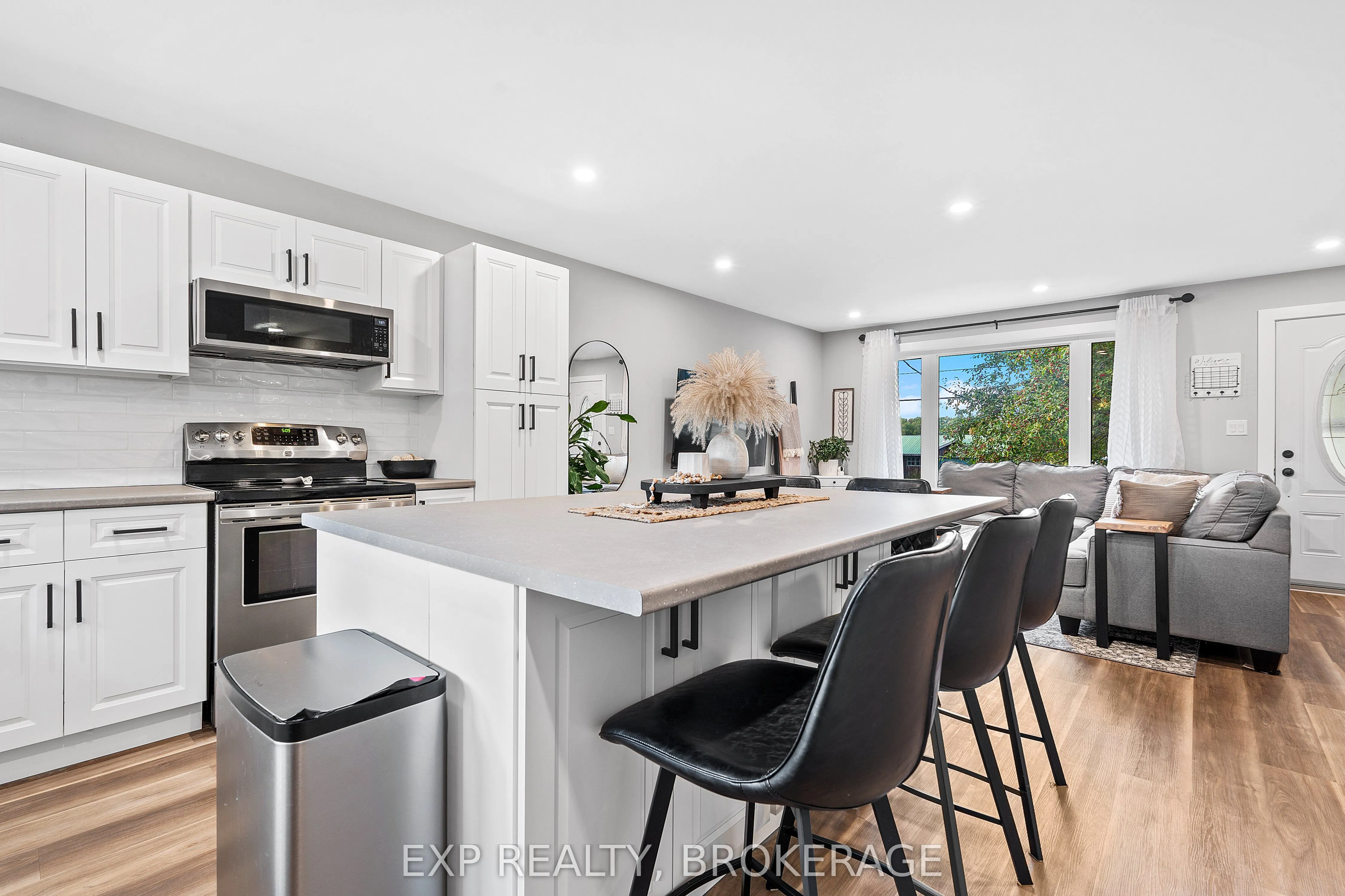 3858 QUINN Road W