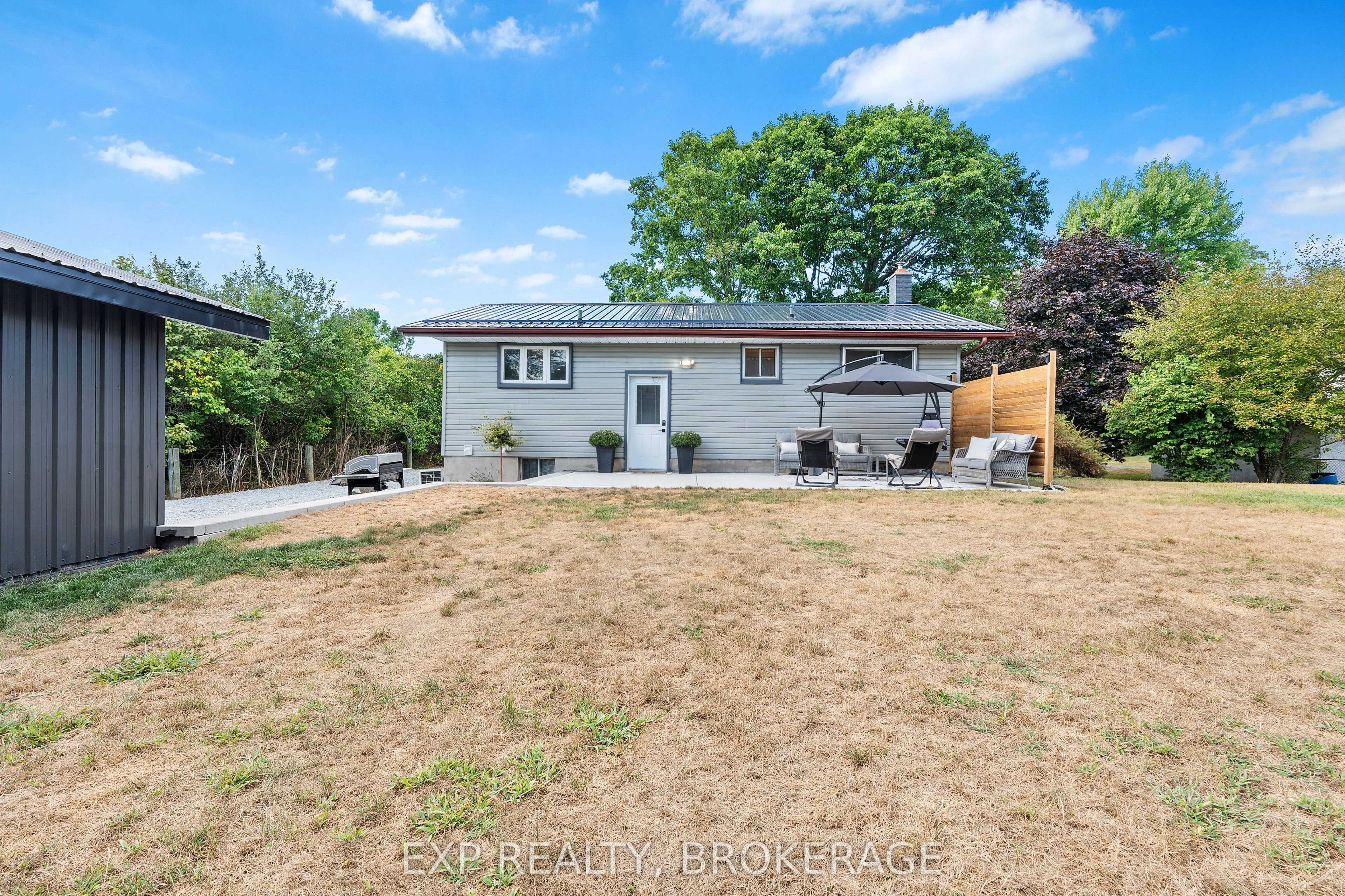 3858 QUINN Road W