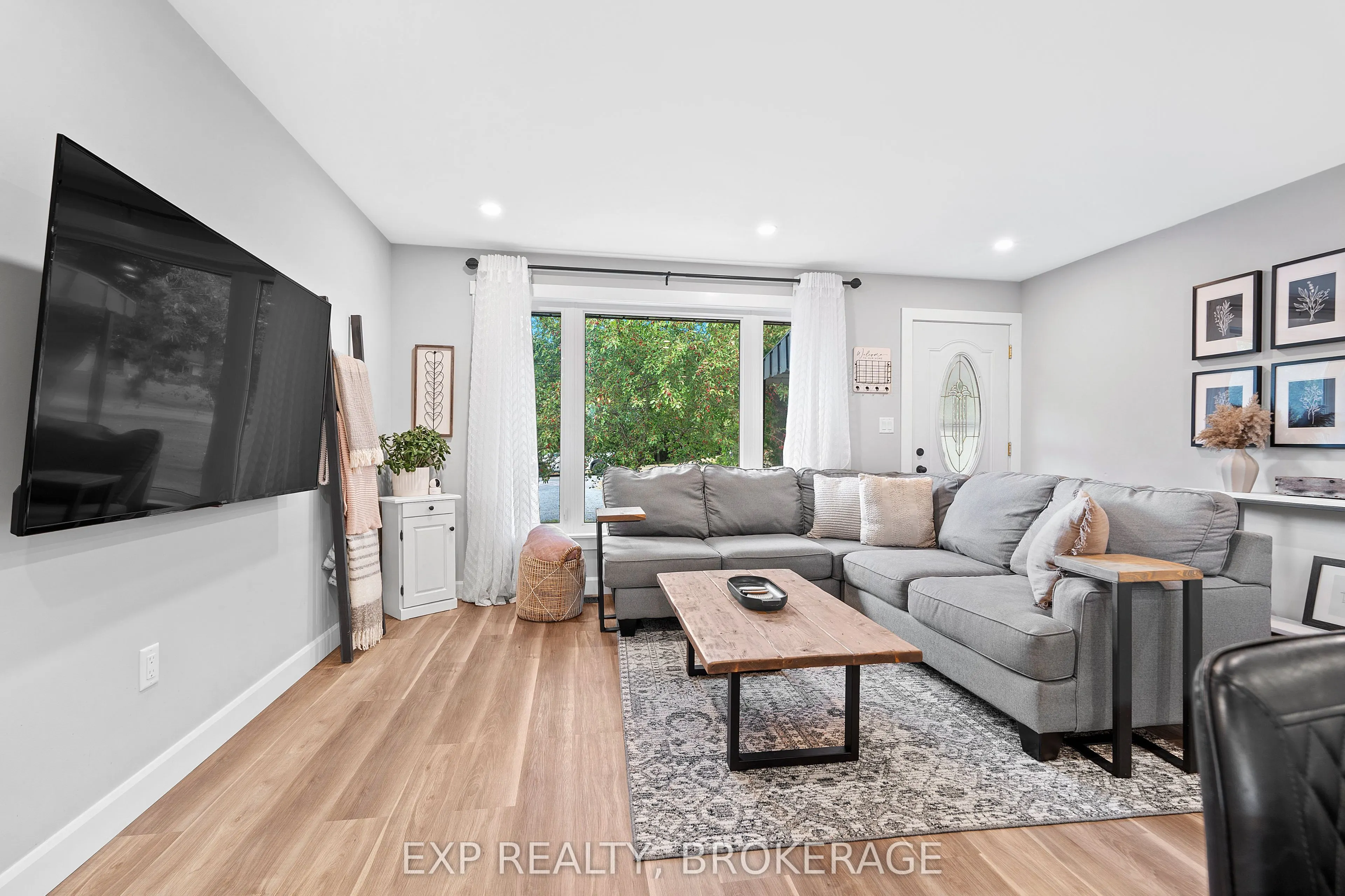 3858 QUINN Road W