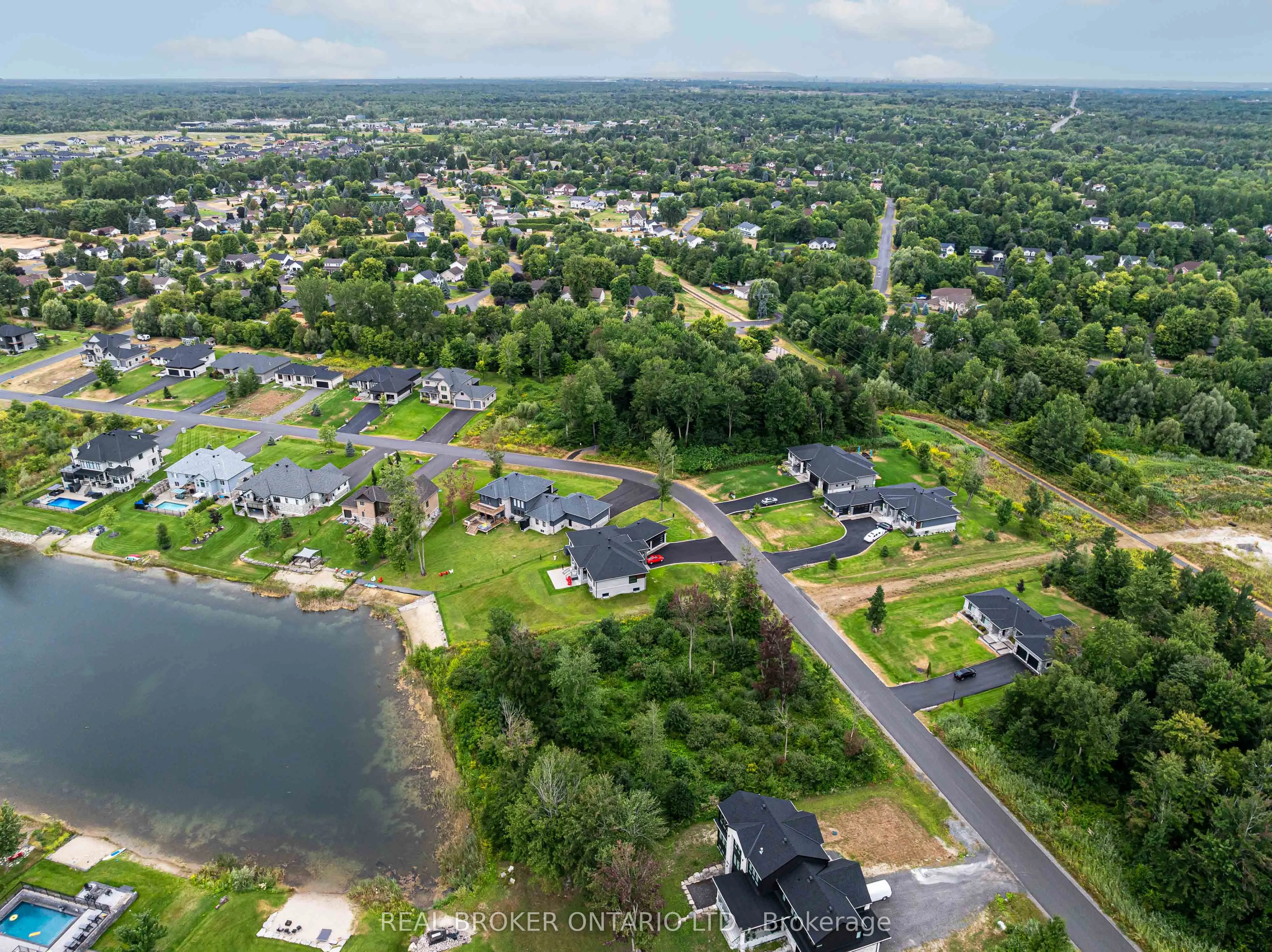464 Shoreway Drive