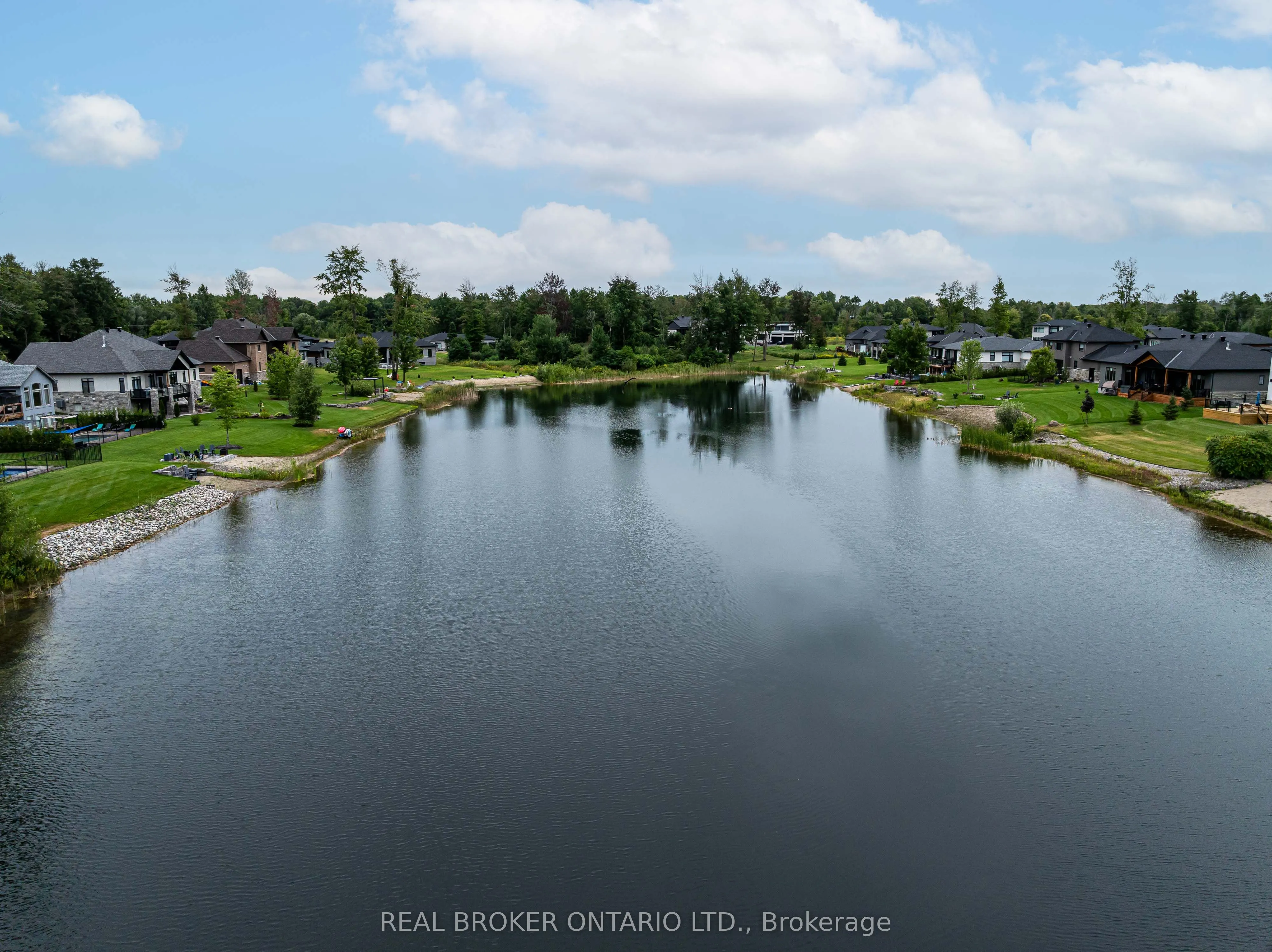 464 Shoreway Drive