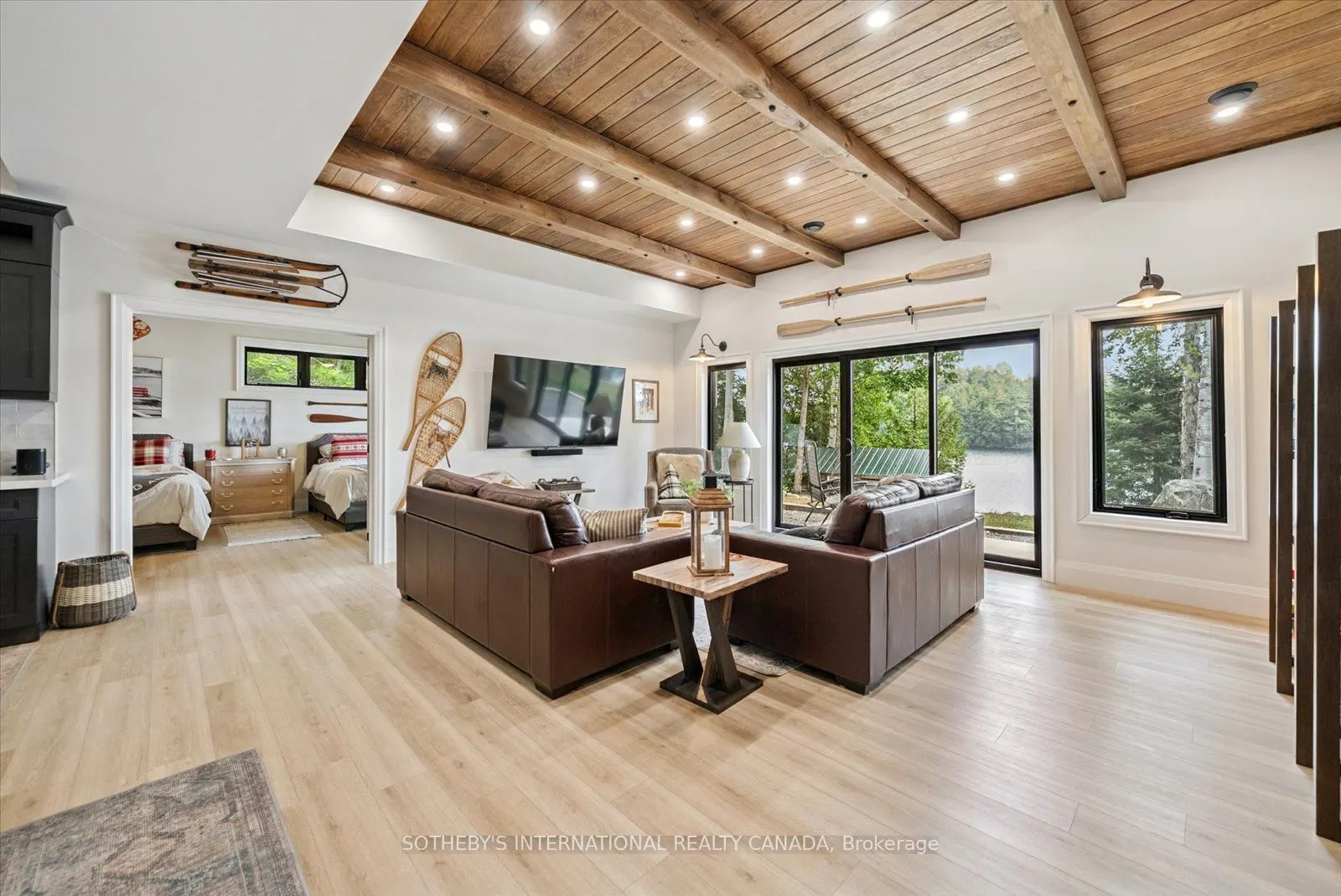 1068 Upper Lane