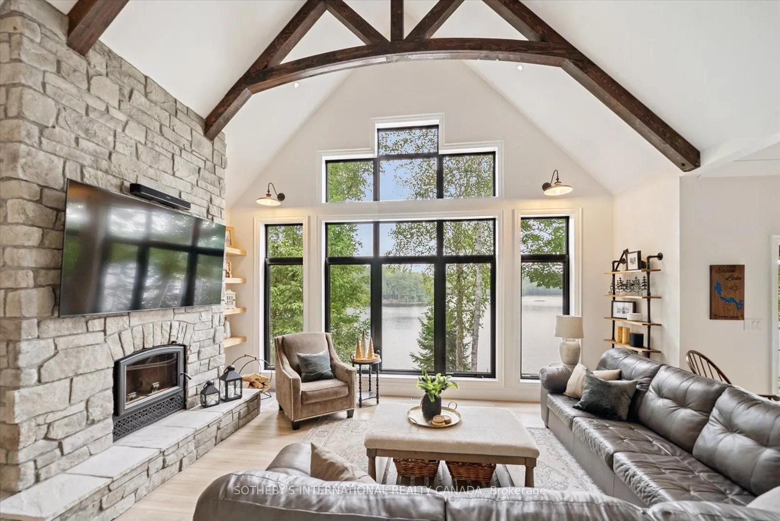 1068 Upper Lane