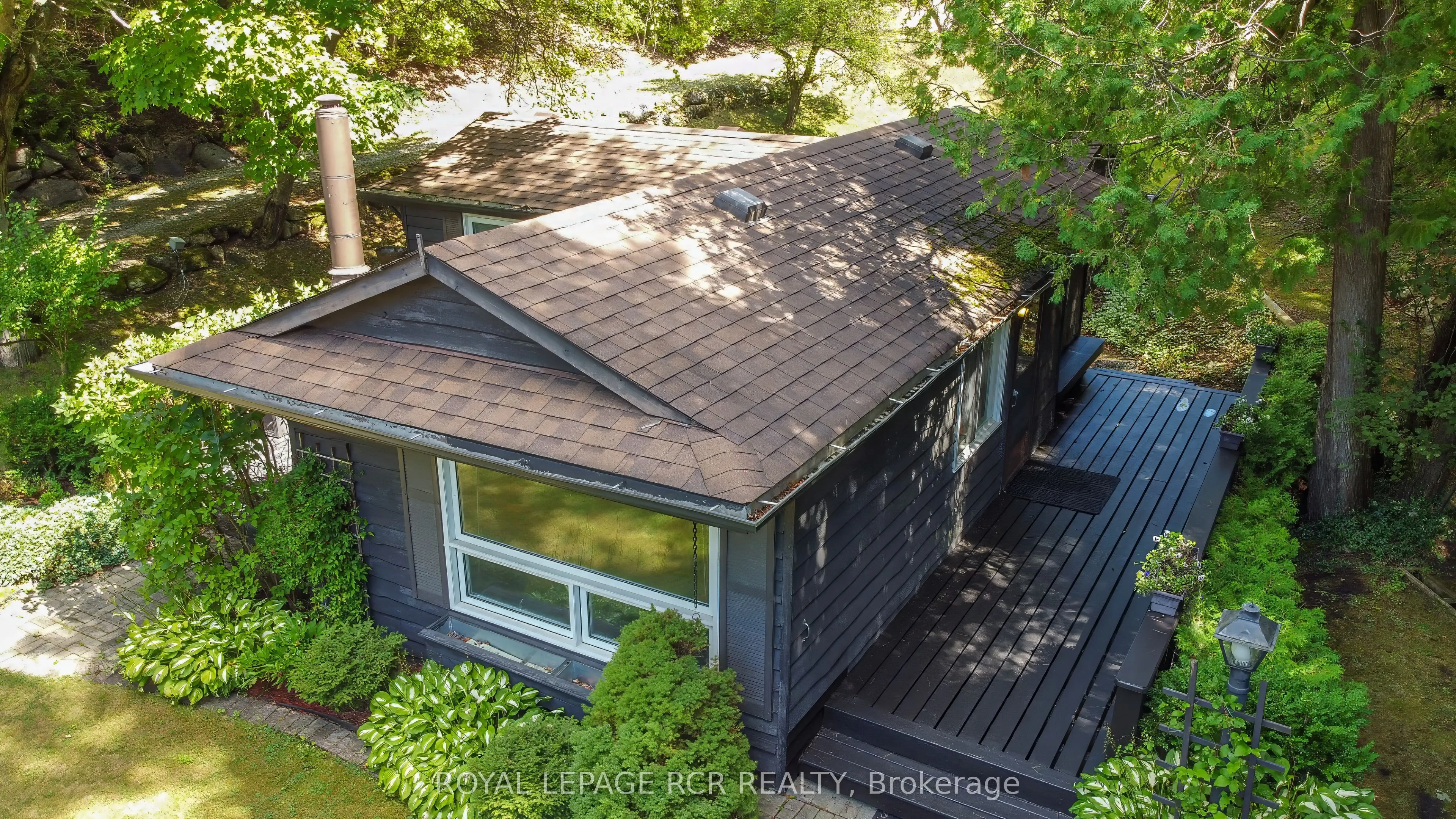 677303 Centre Road