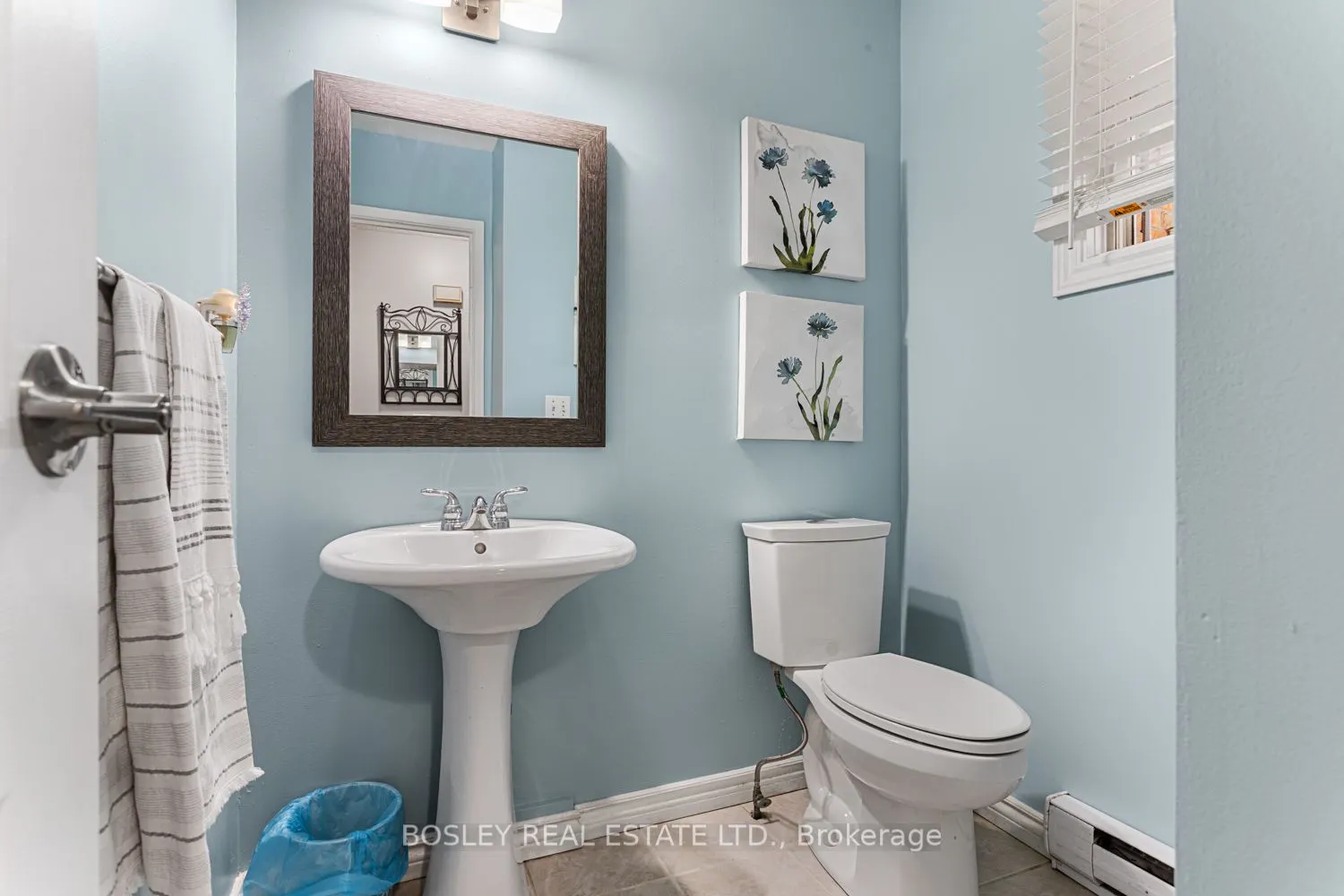687 Mackechnie Crescent