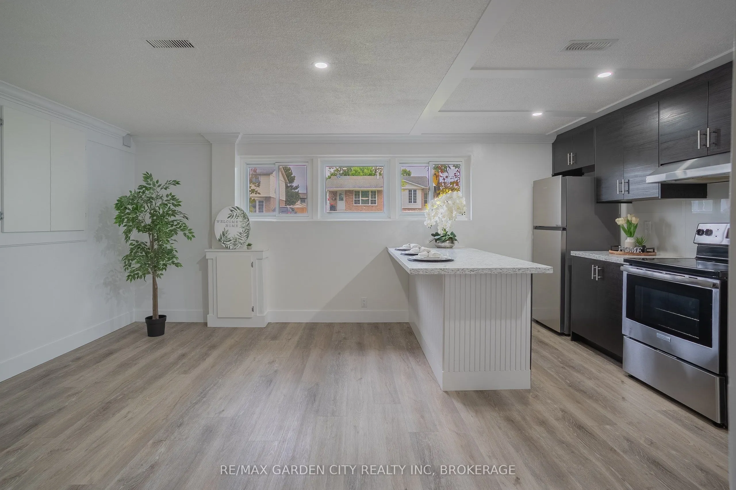 85 Ventura Drive