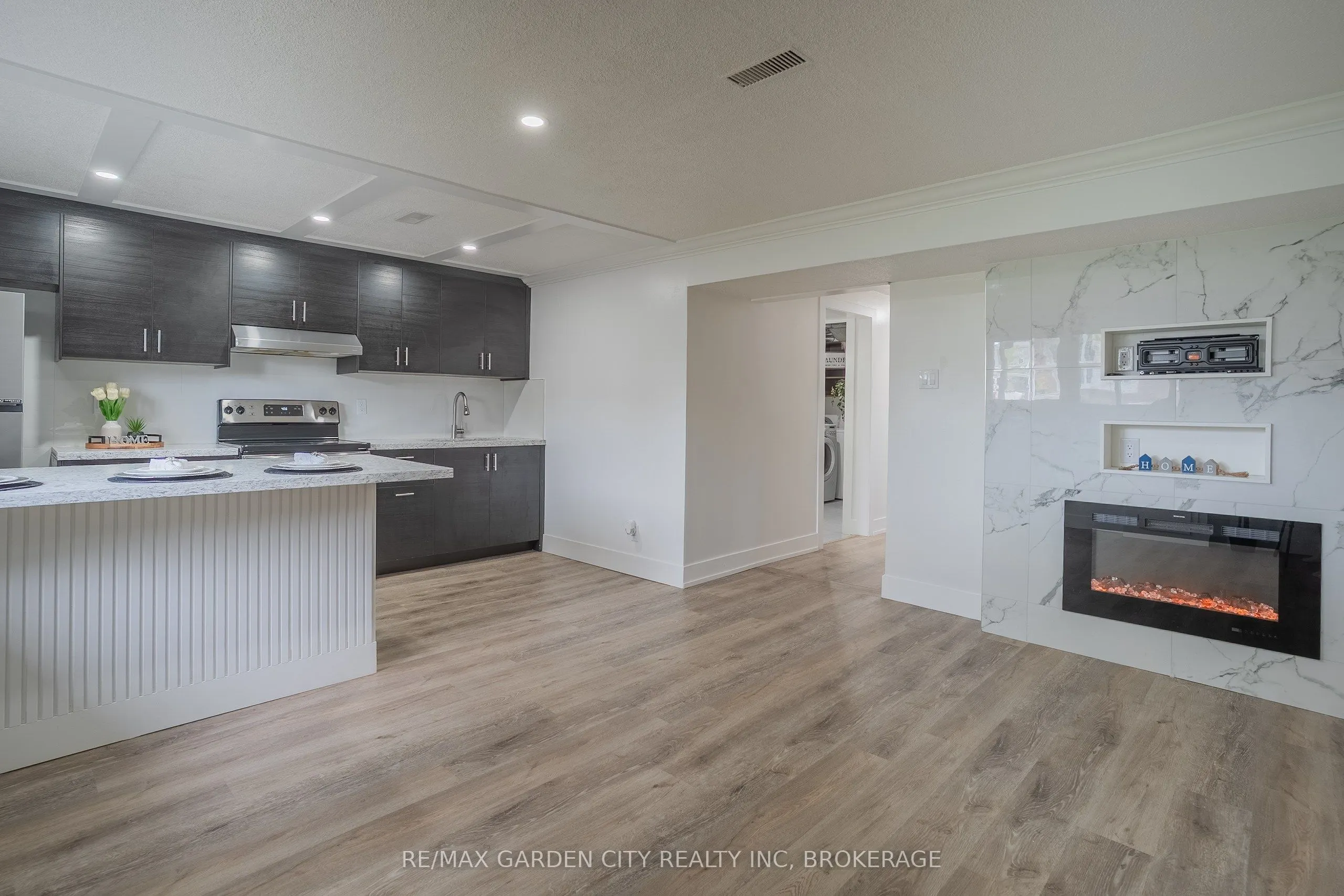85 Ventura Drive