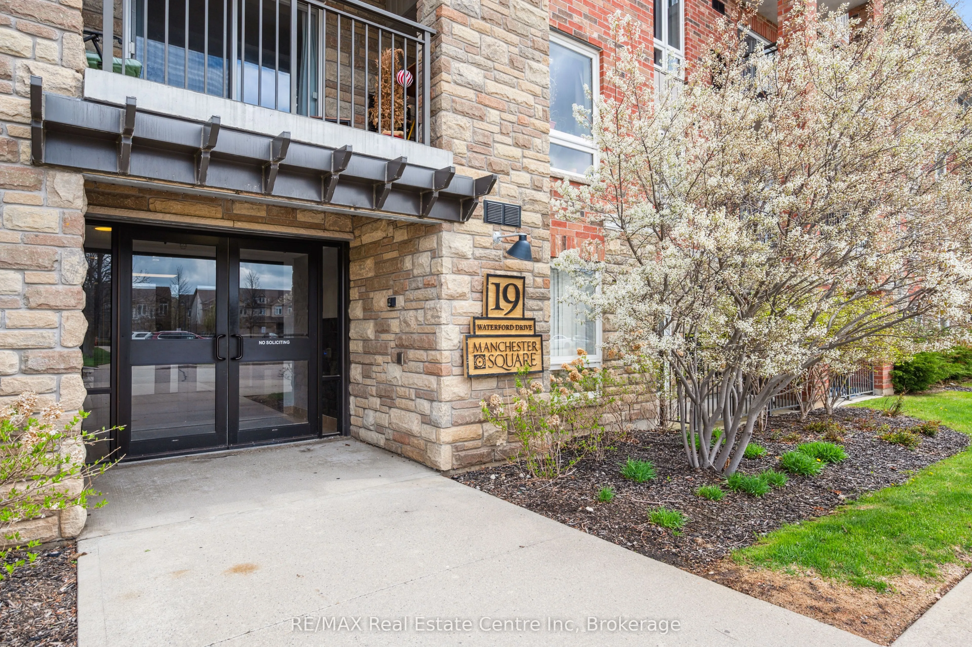 19 Waterford Drive, #303