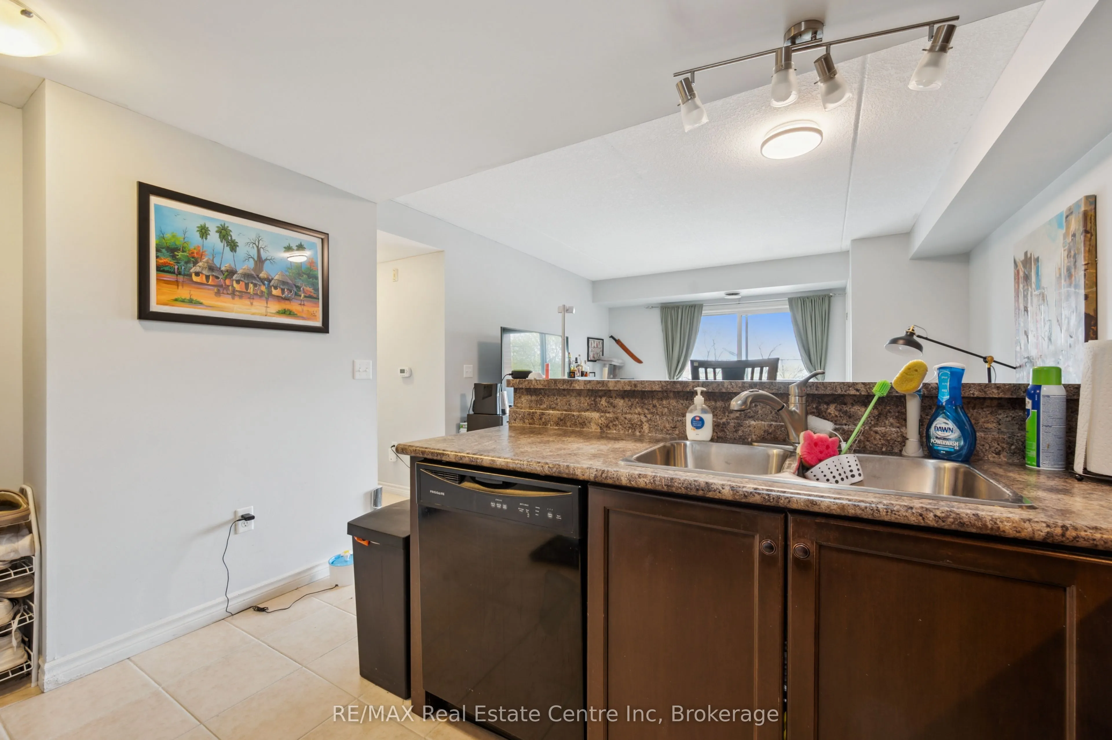 19 Waterford Drive, #303