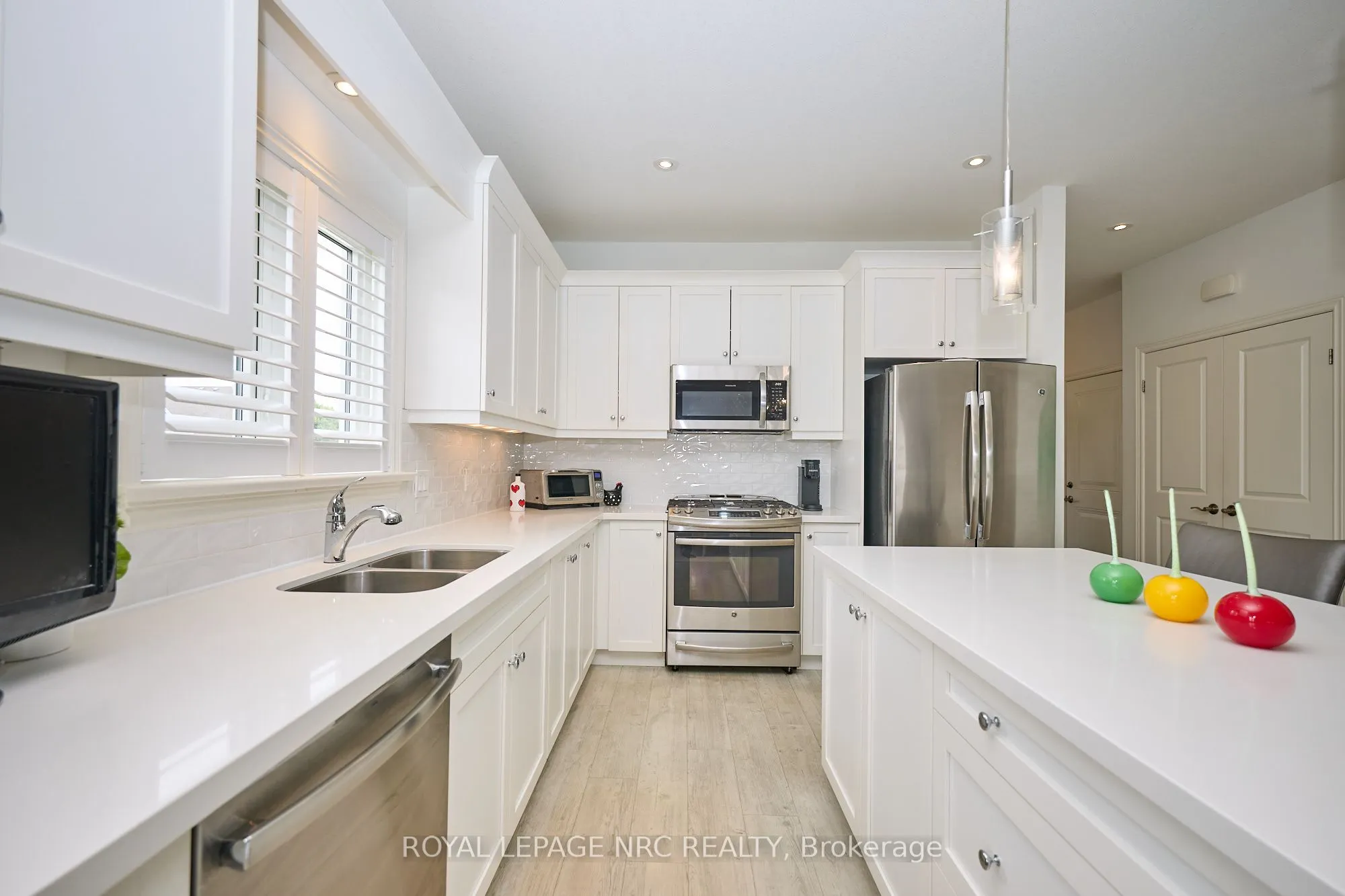 15 Copper Beech Boulevard