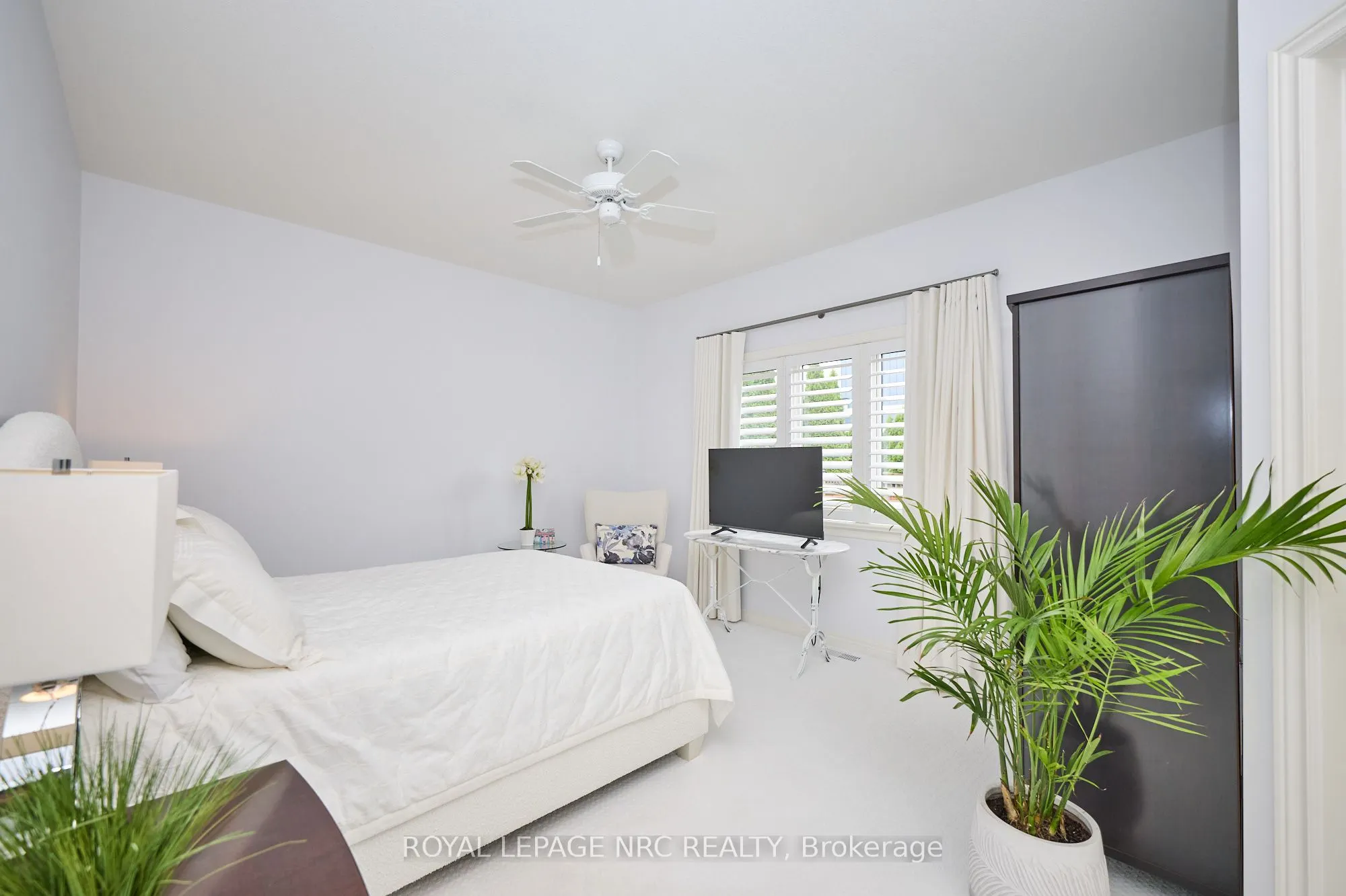 15 Copper Beech Boulevard