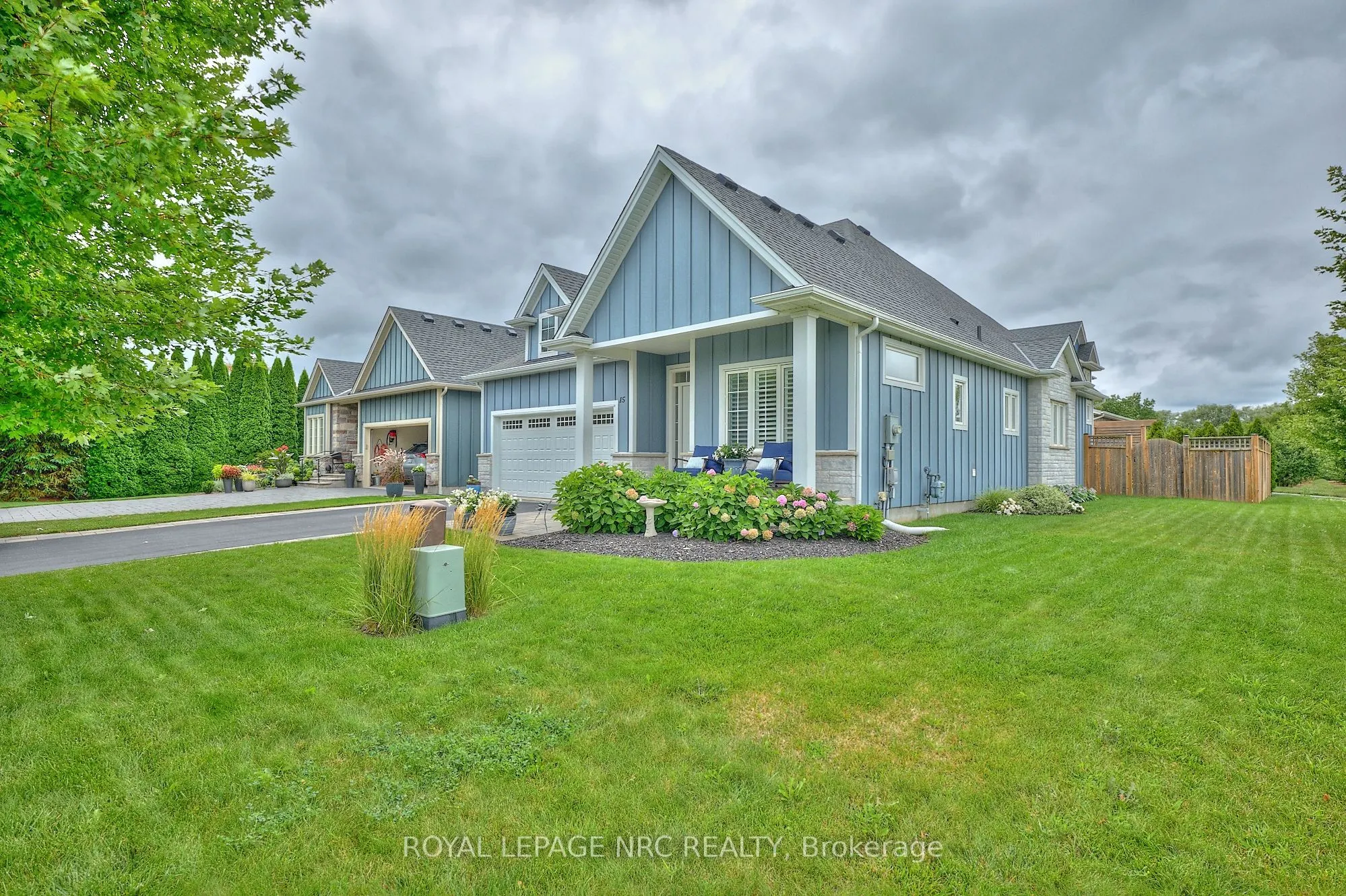 15 Copper Beech Boulevard
