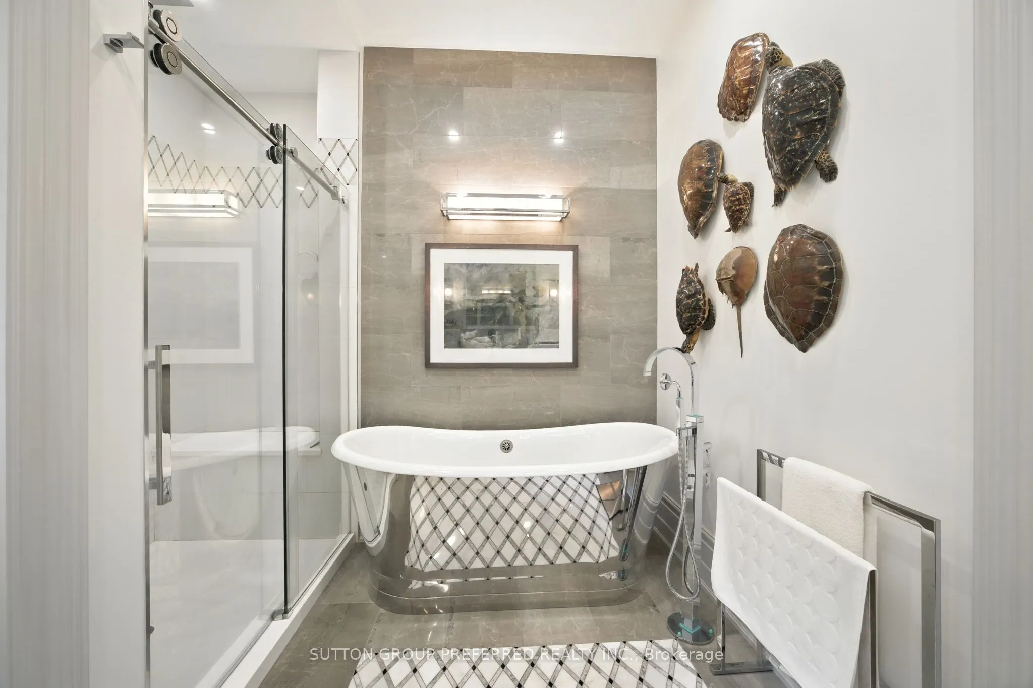 122 Wortley Road, #303