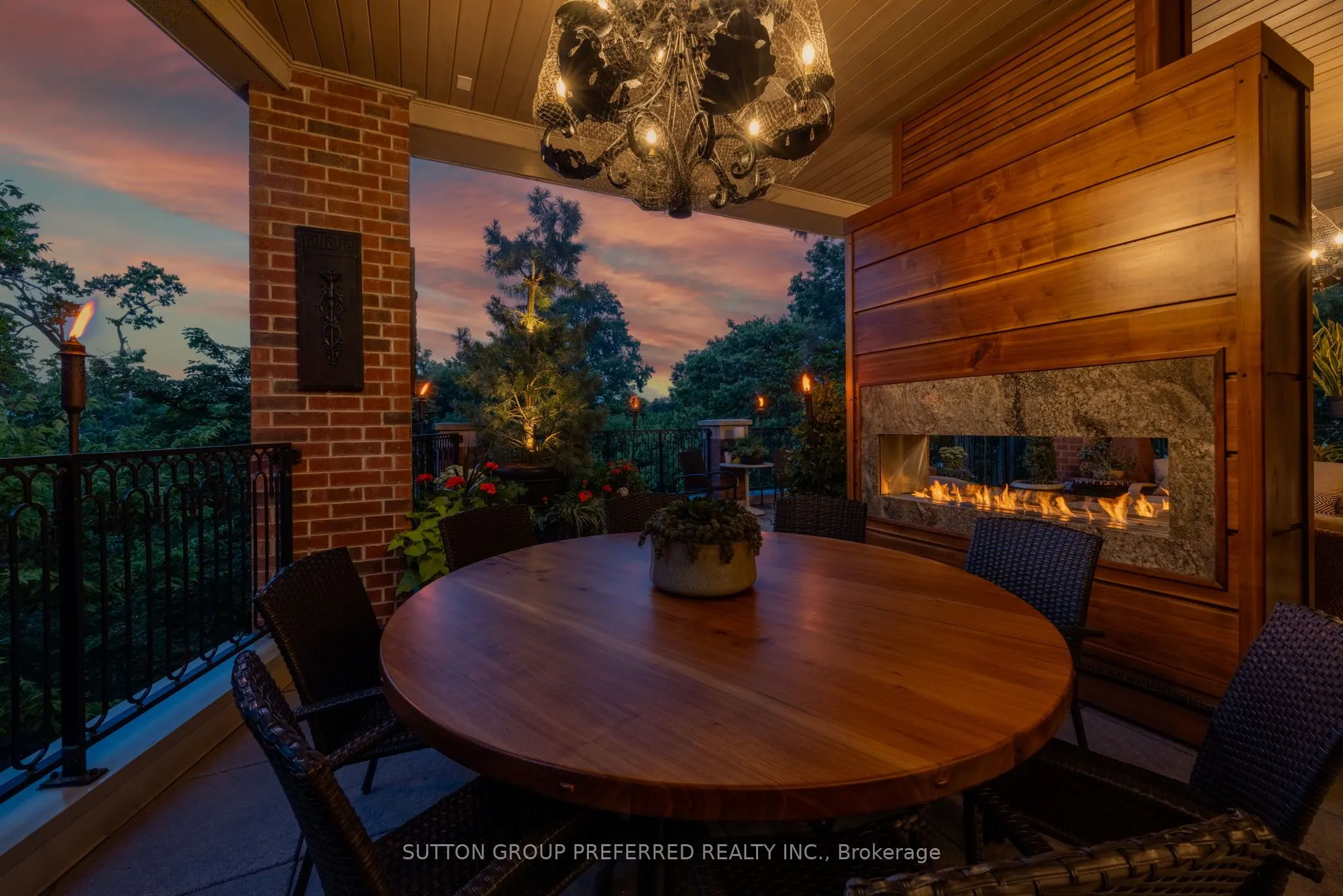 122 Wortley Road, #303