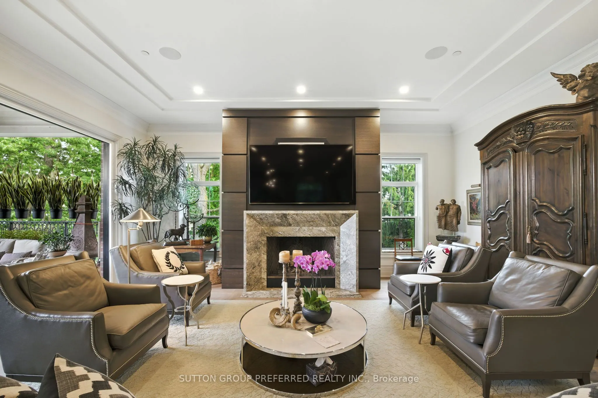 122 Wortley Road, #303
