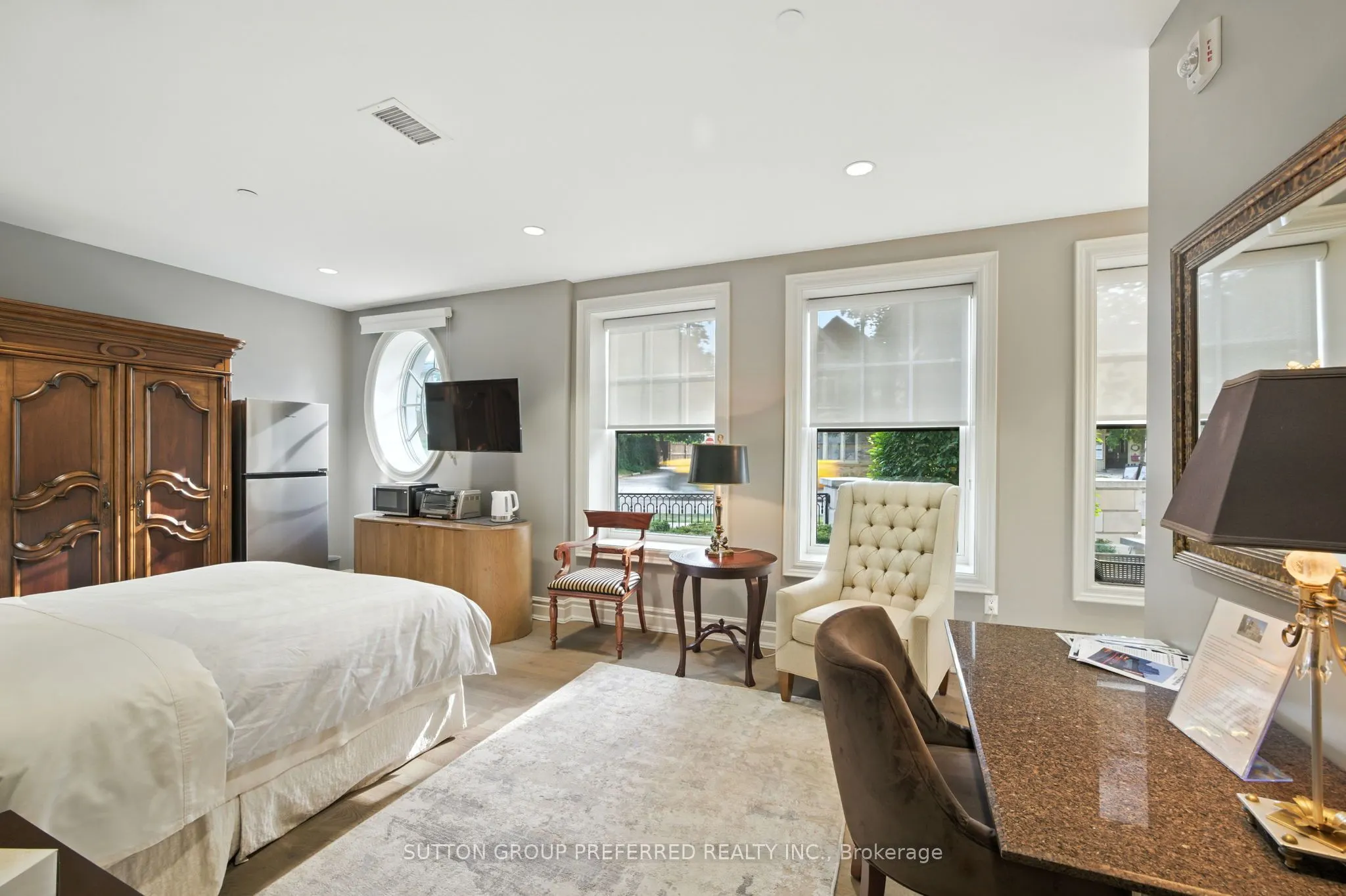 122 Wortley Road, #303