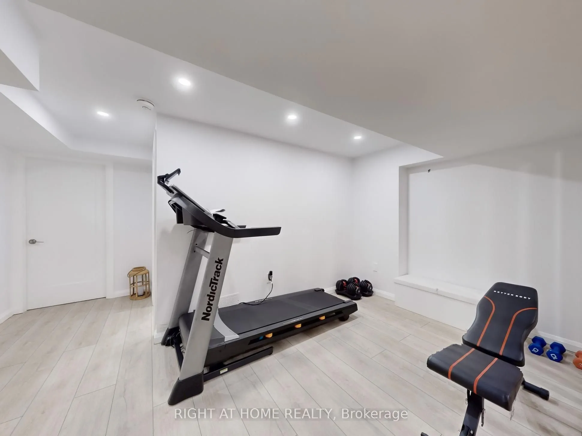 35 Midhurst Heights, #30