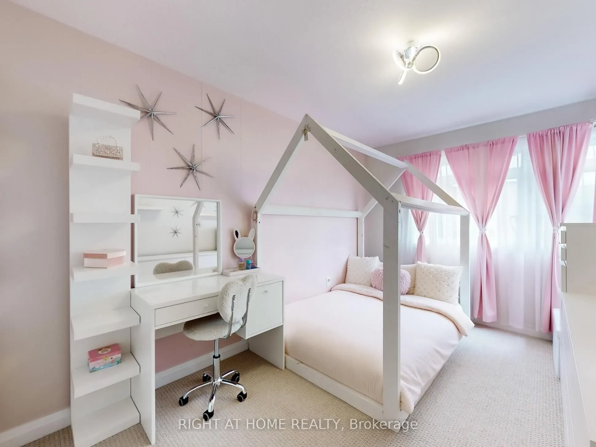 35 Midhurst Heights, #30