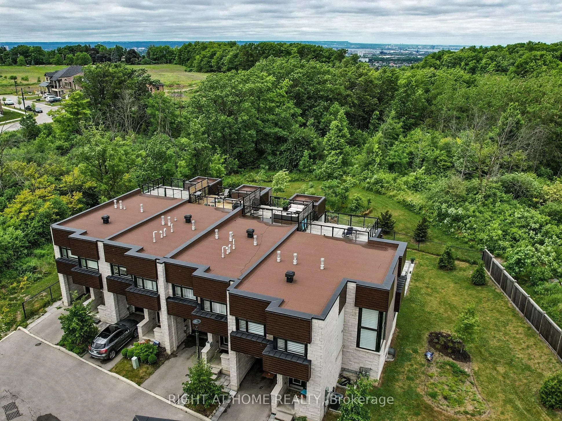 35 Midhurst Heights, #30