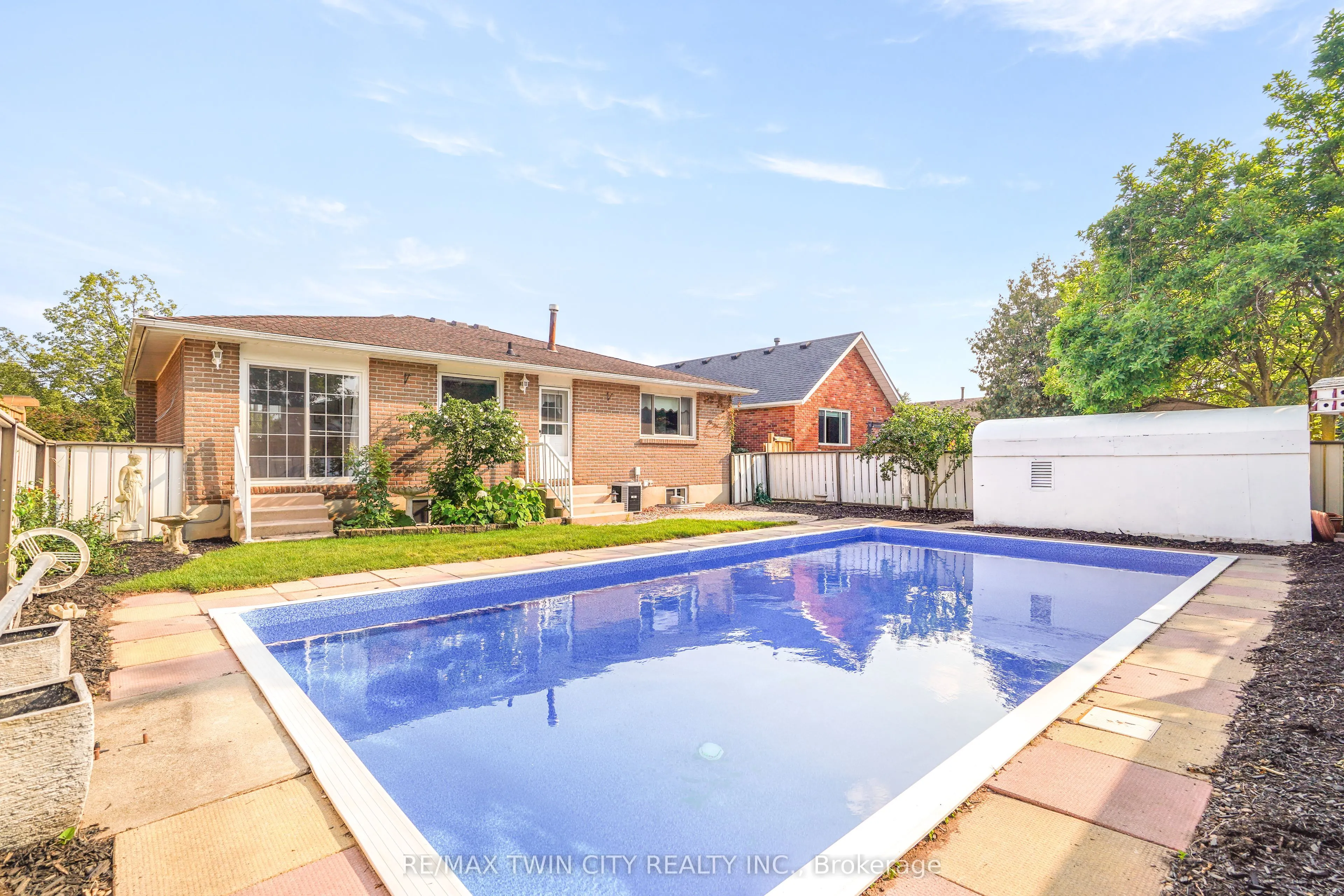 57 Ashgrove Avenue