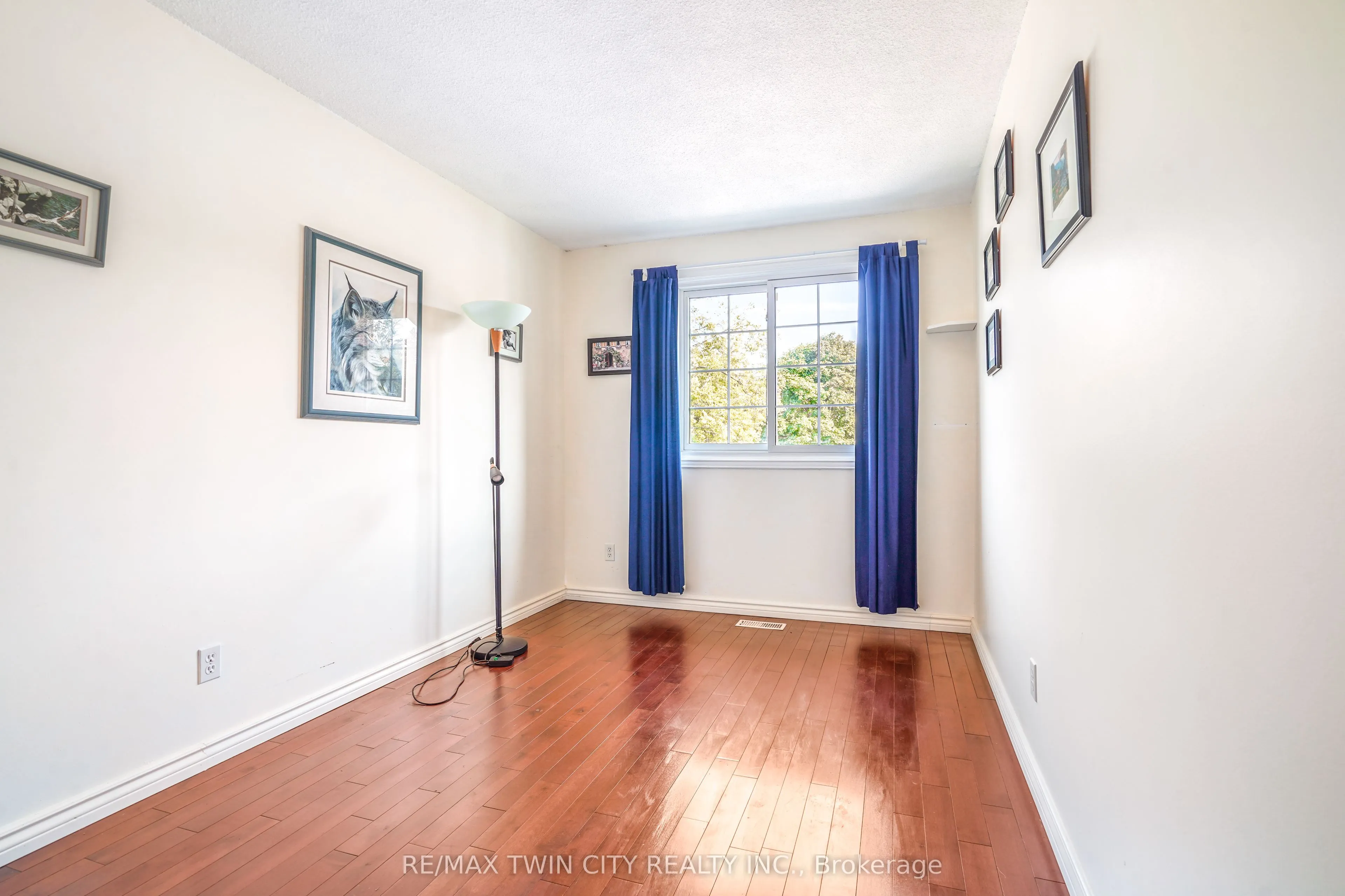 57 Ashgrove Avenue