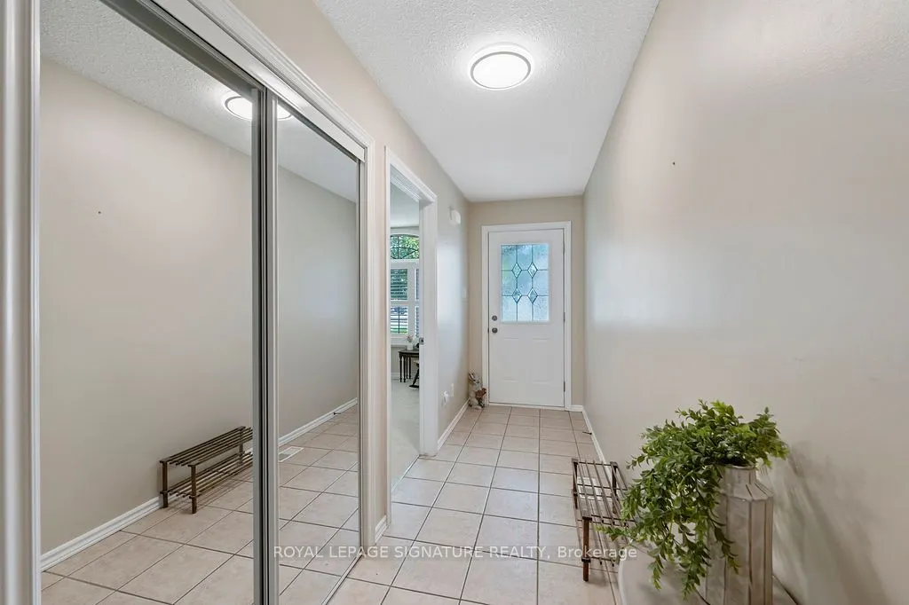 510 Queensway West, #18