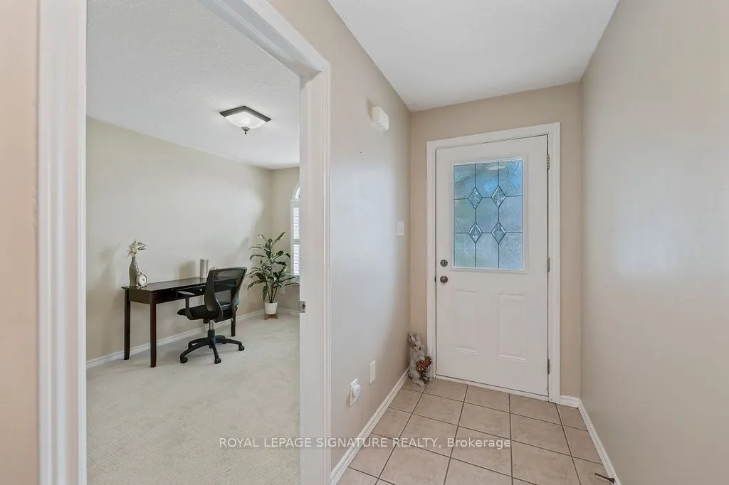 510 Queensway West, #18