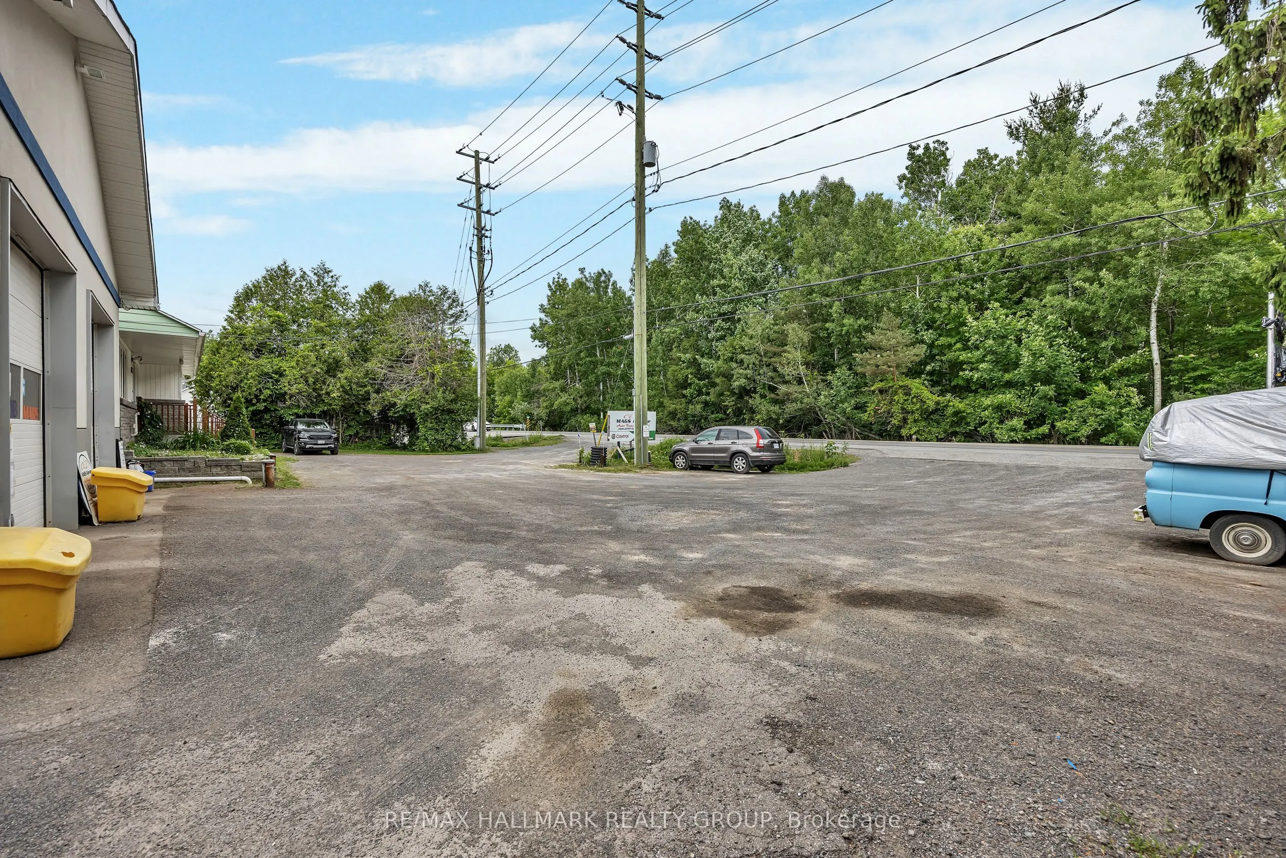 2460 Leitrim Road