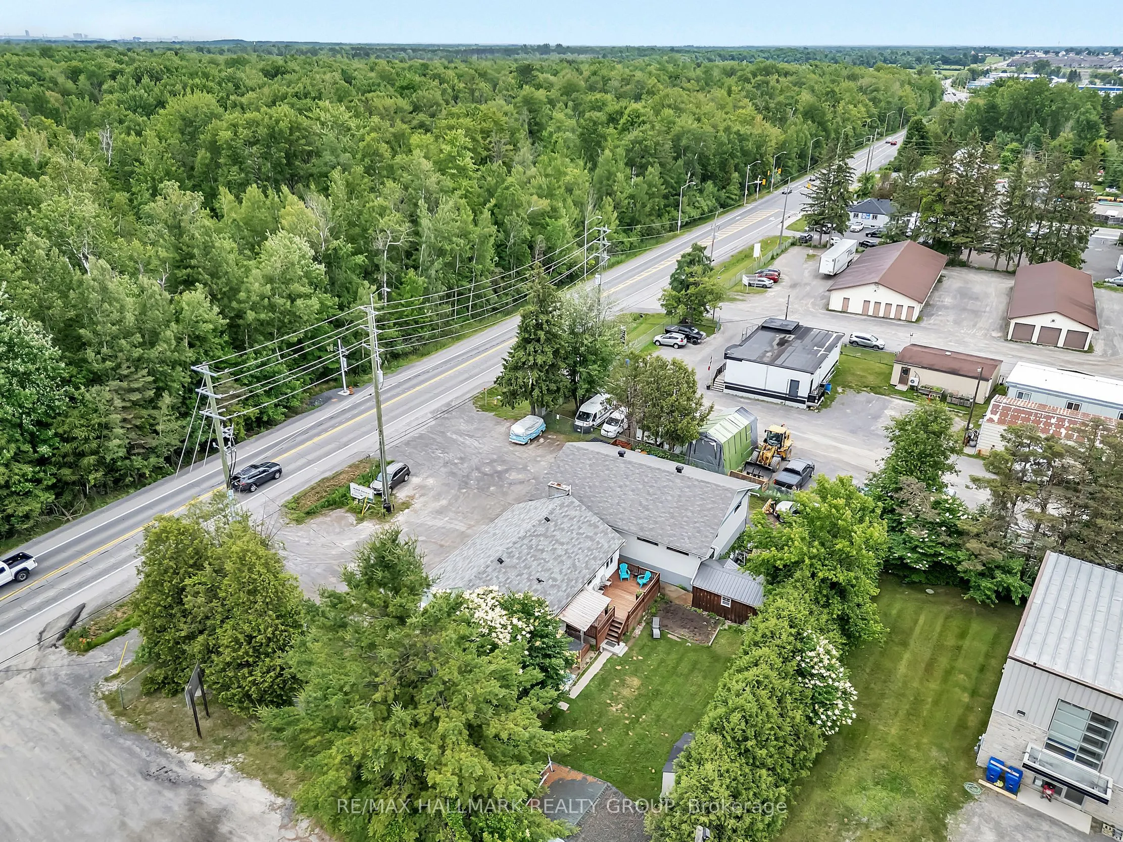 2460 Leitrim Road