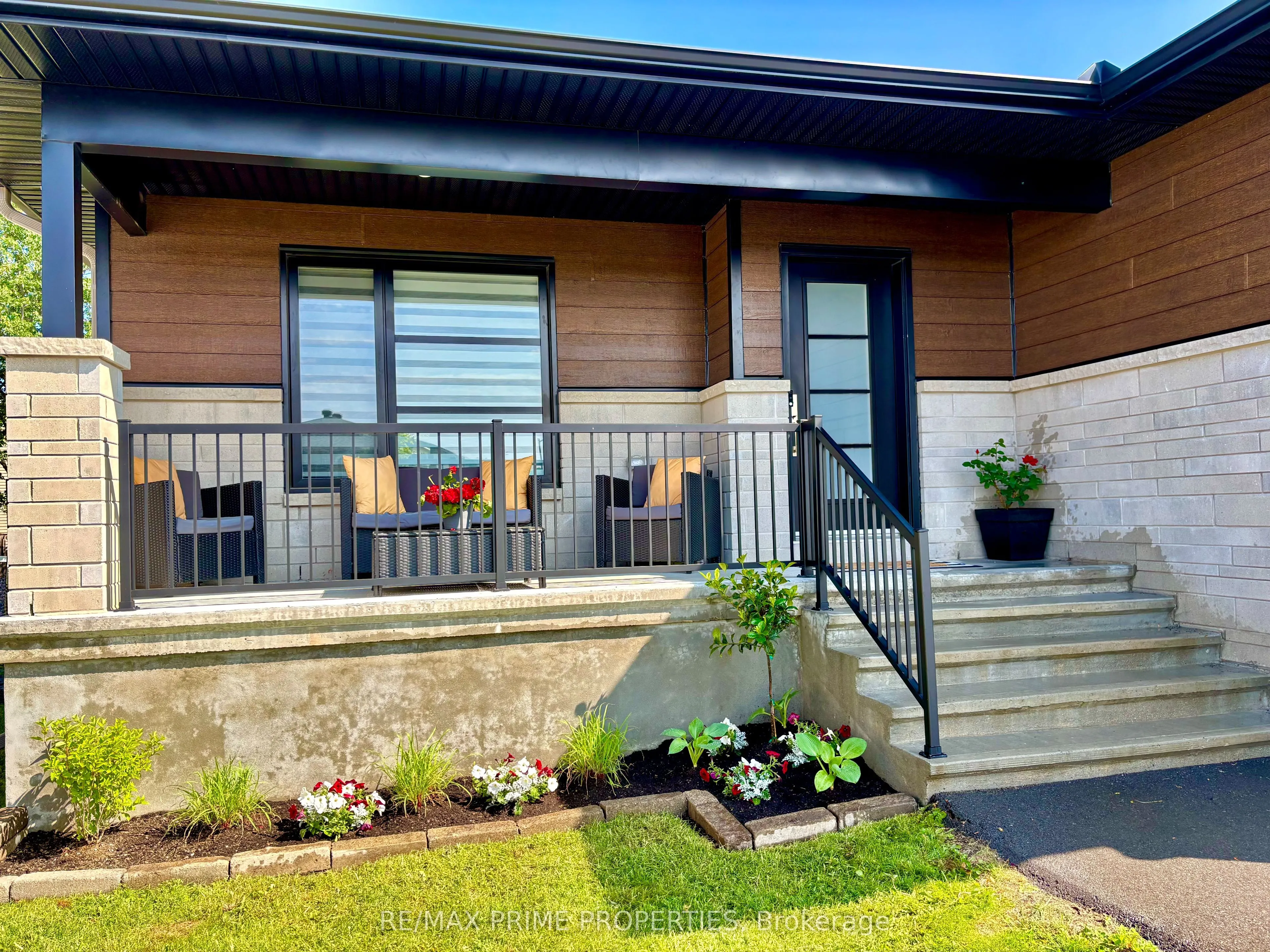 208 Filion Street