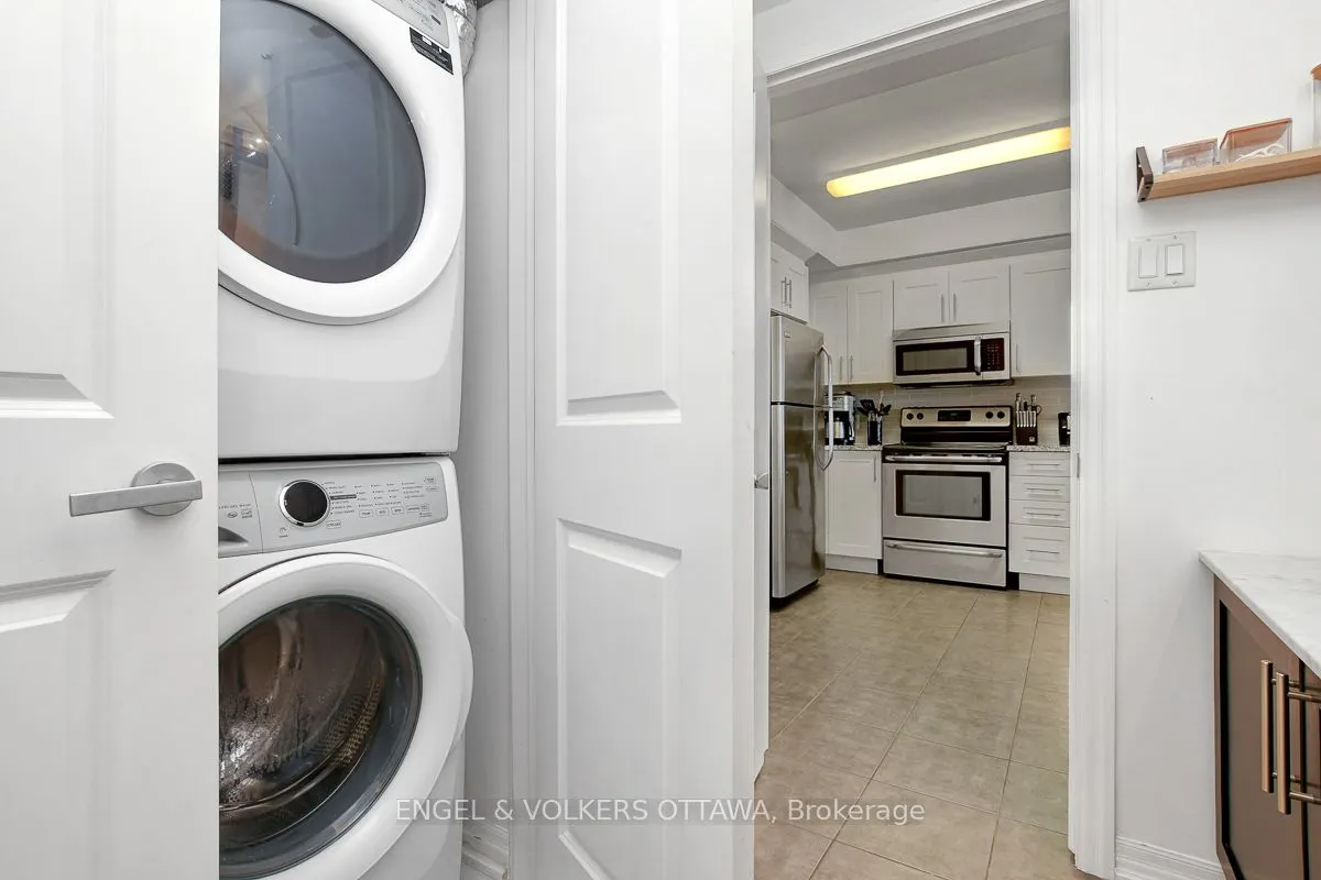 242 Rideau Street, #1305