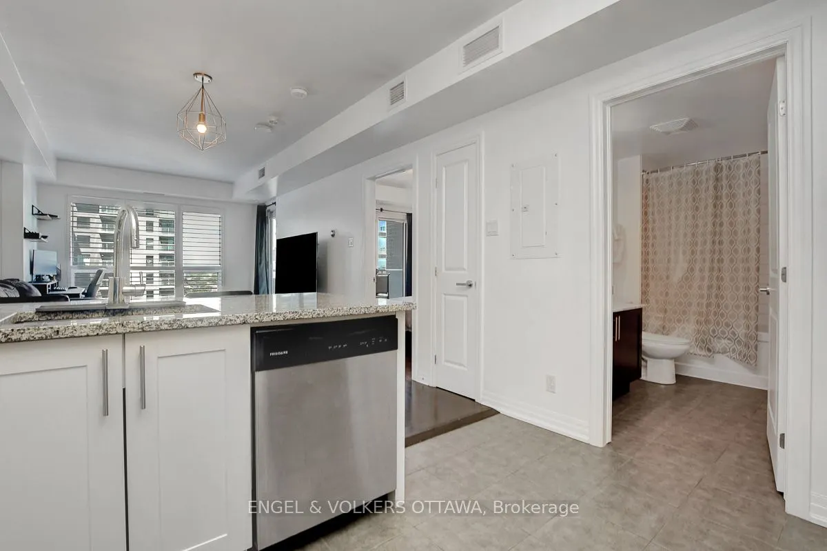 242 Rideau Street, #1305