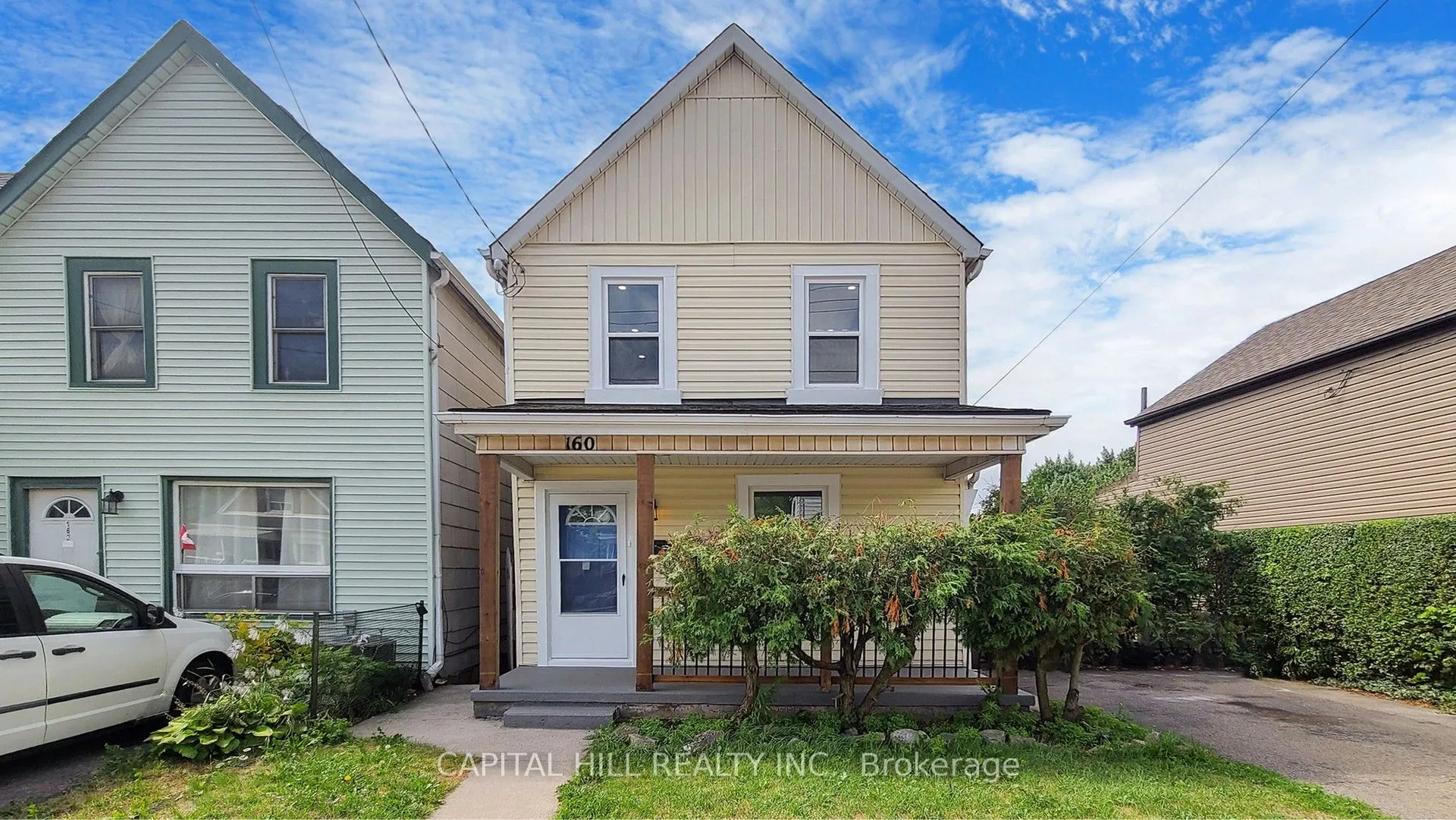 160 Picton Street E