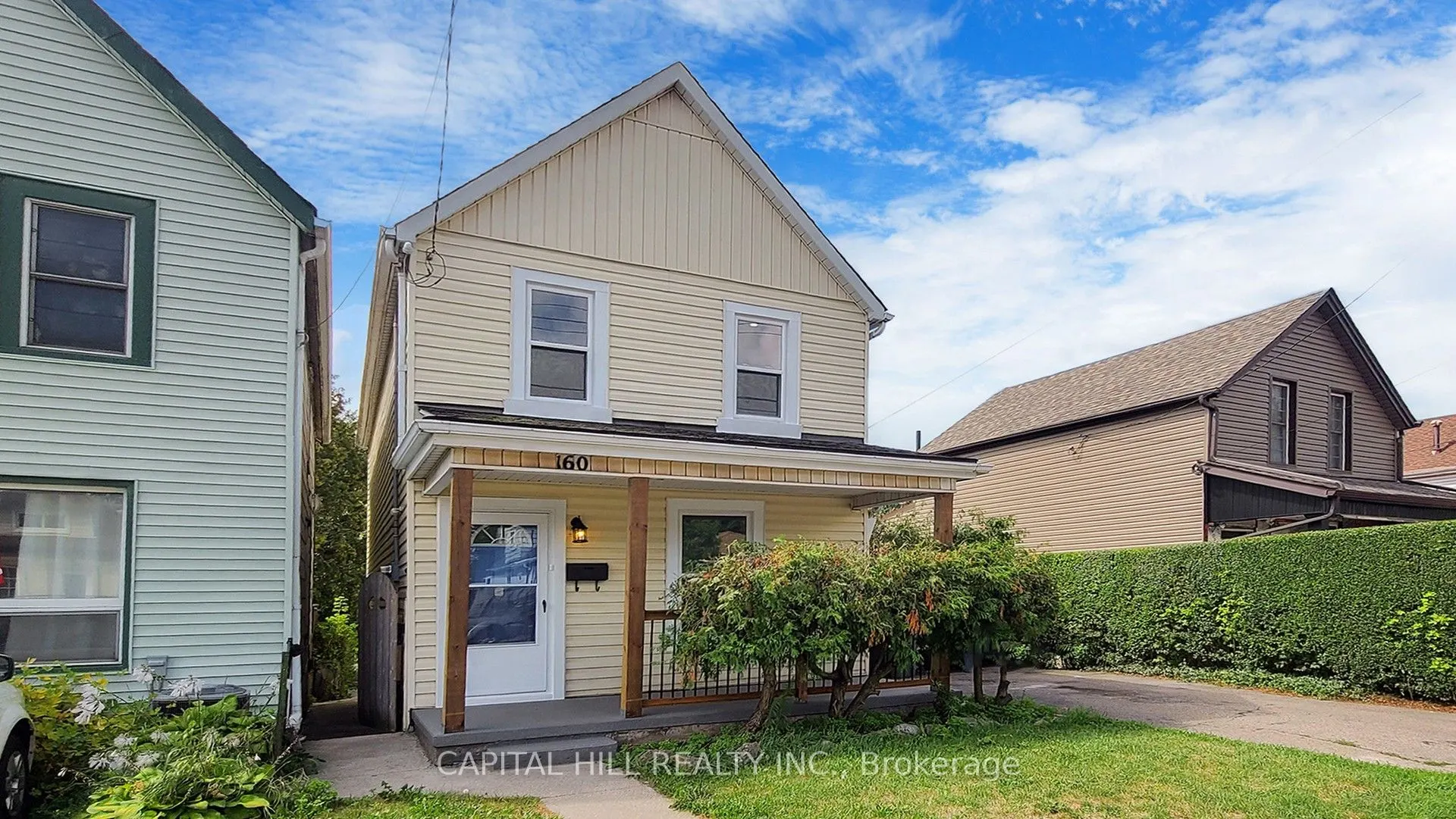 160 Picton Street E