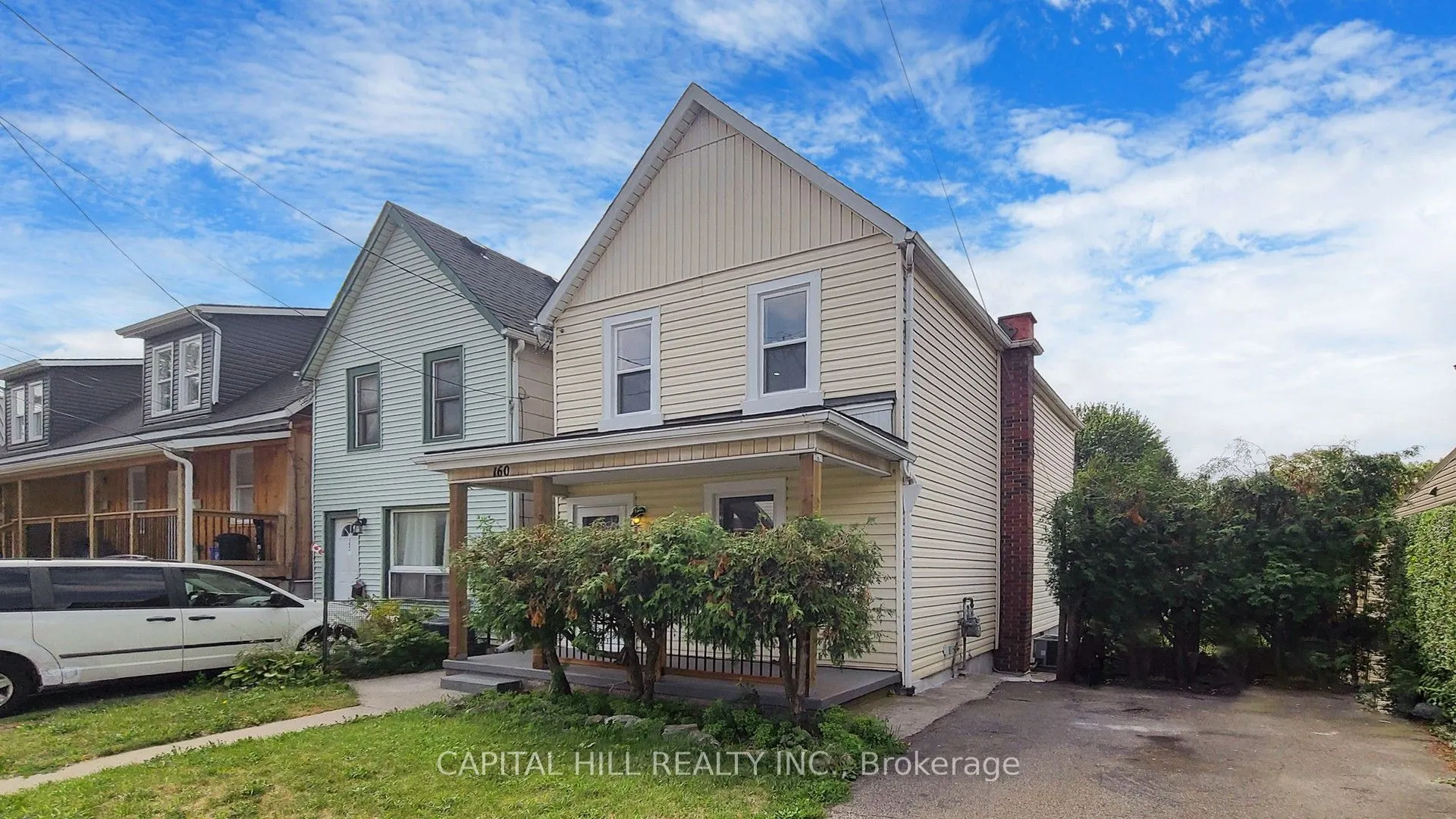 160 Picton Street E
