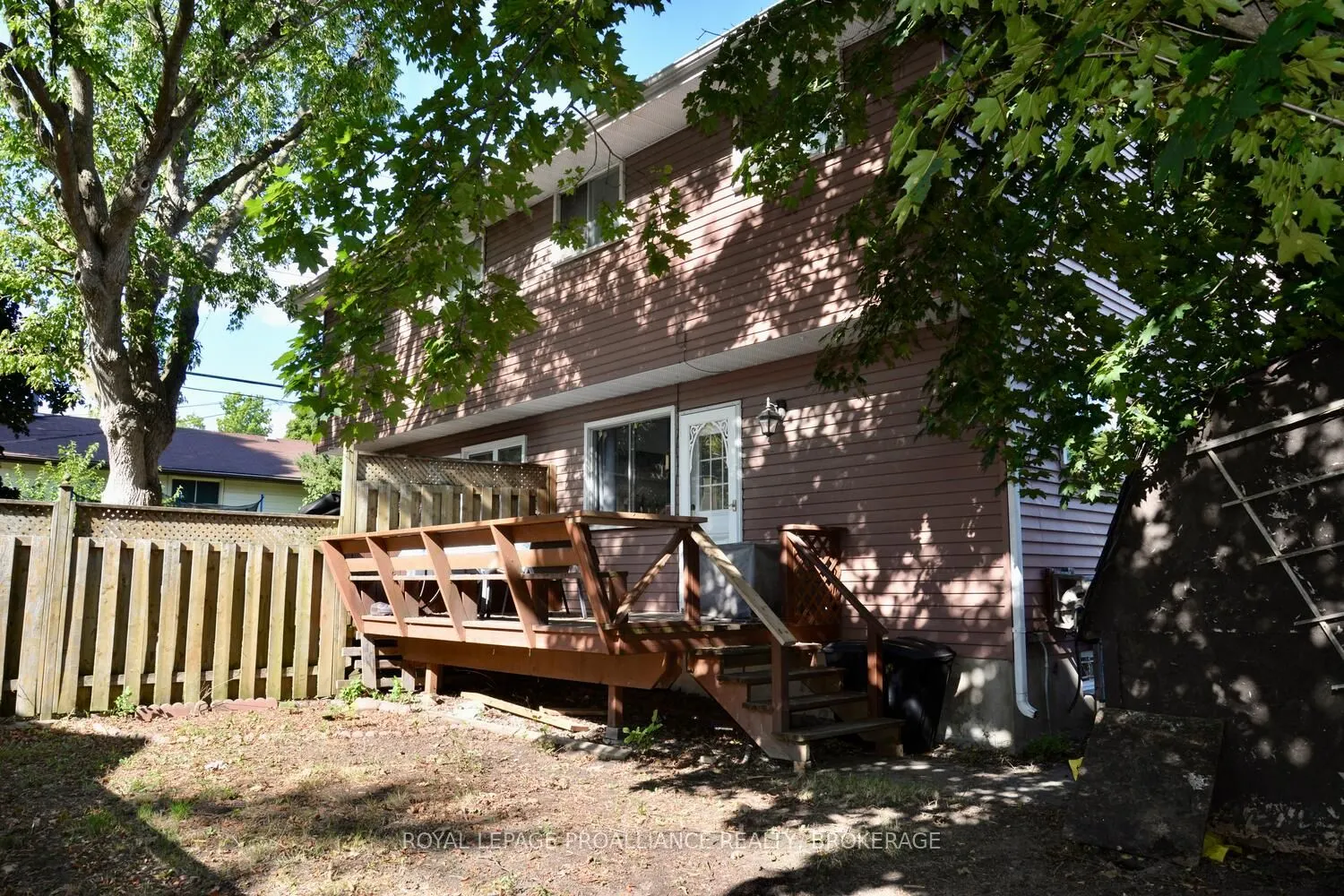 2 Guthrie Drive