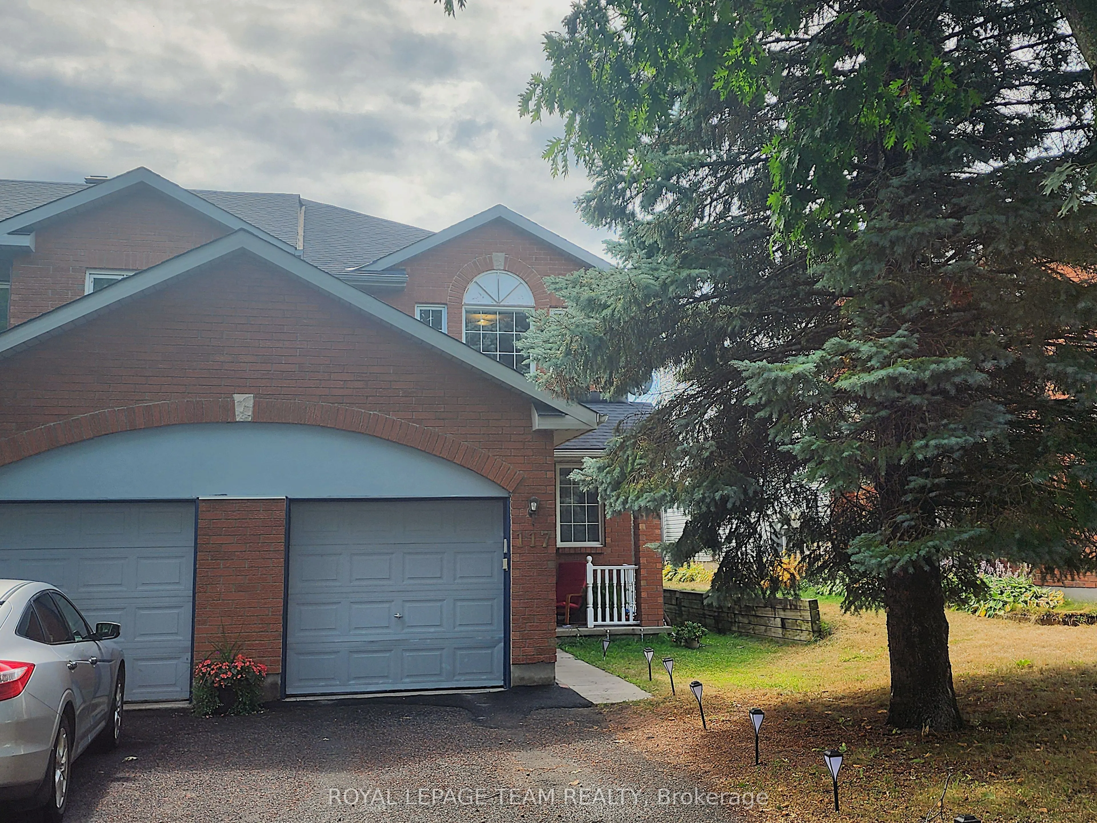 117 Blackdome Crescent