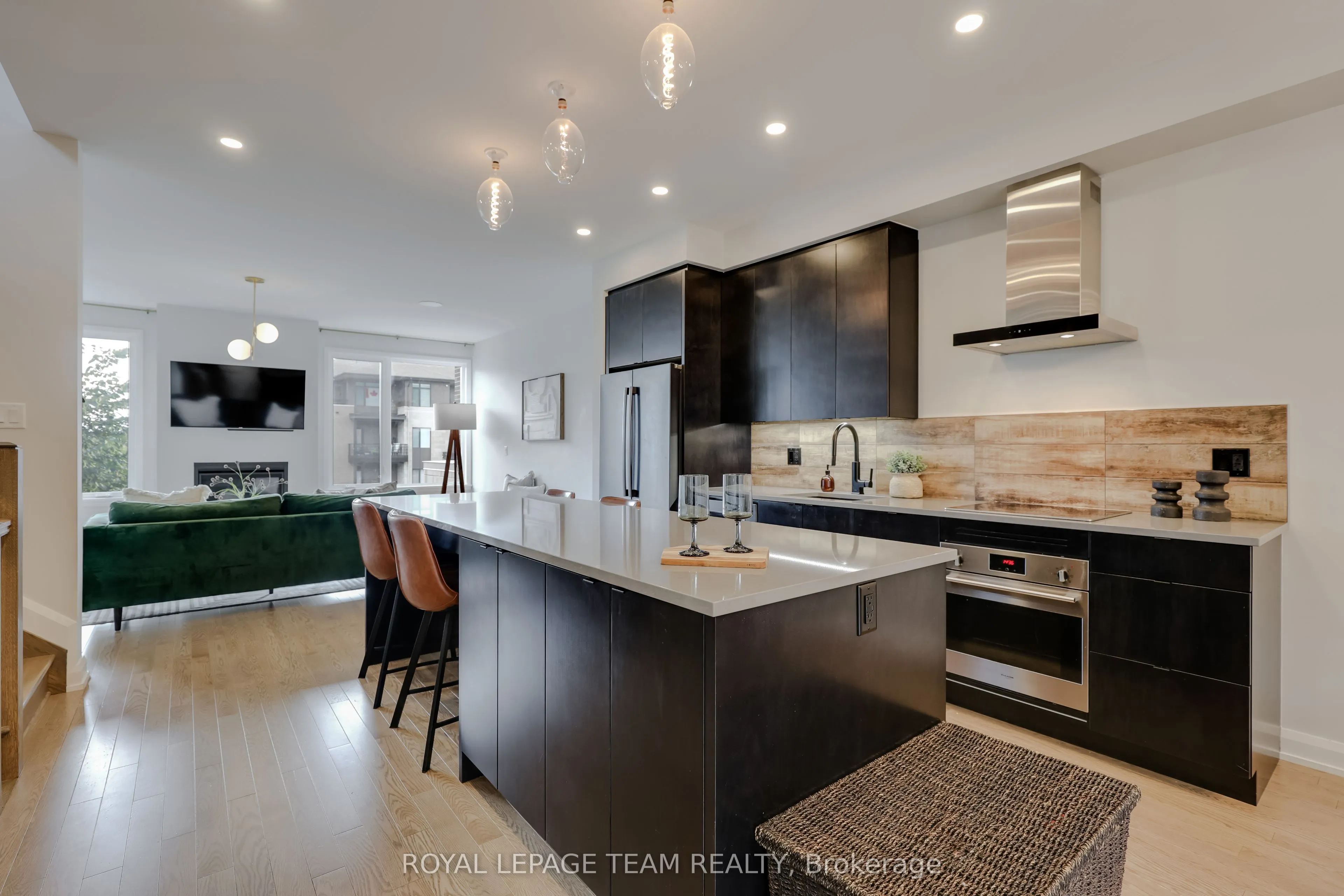 161 Boundstone Way