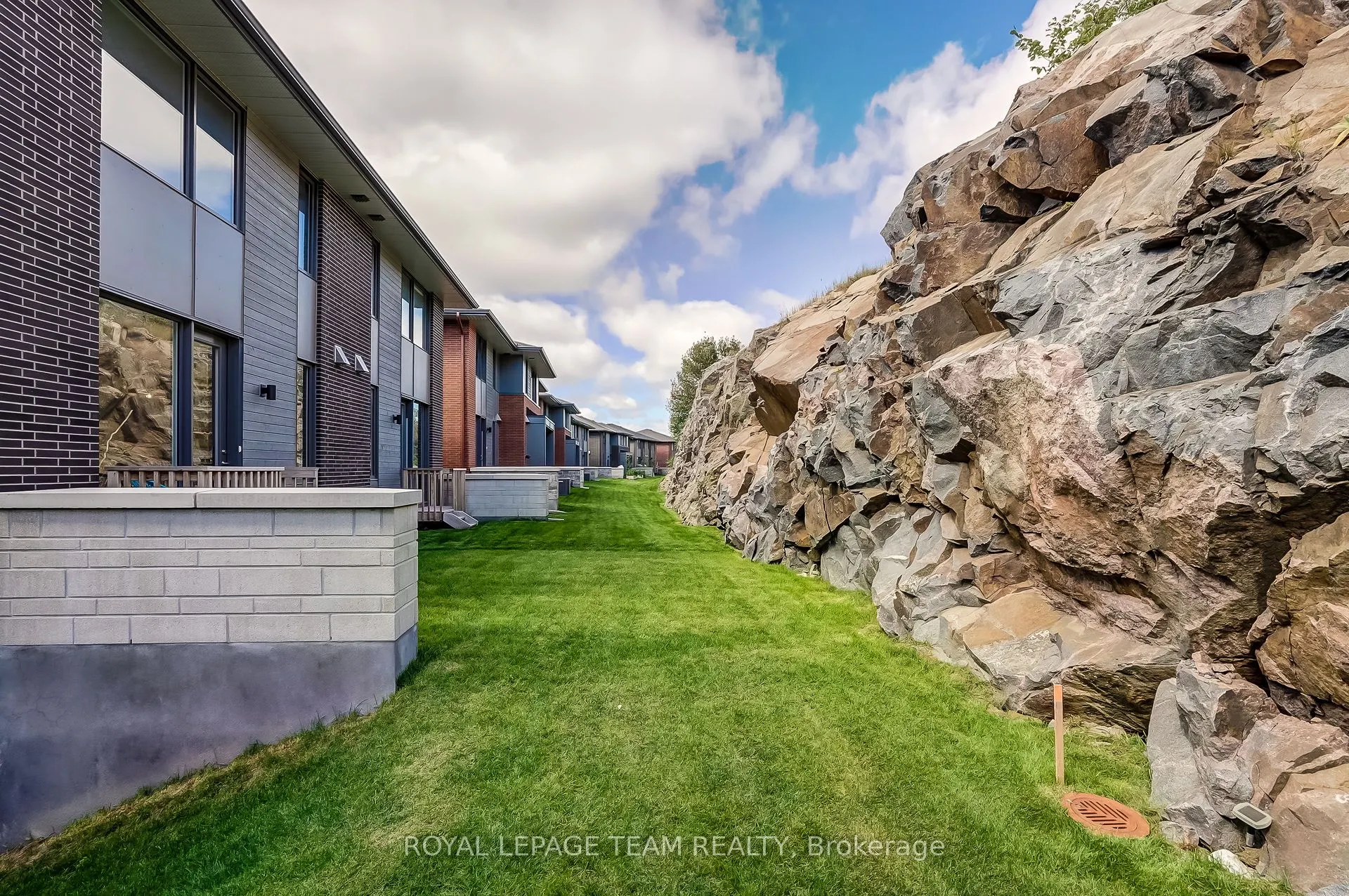 161 Boundstone Way