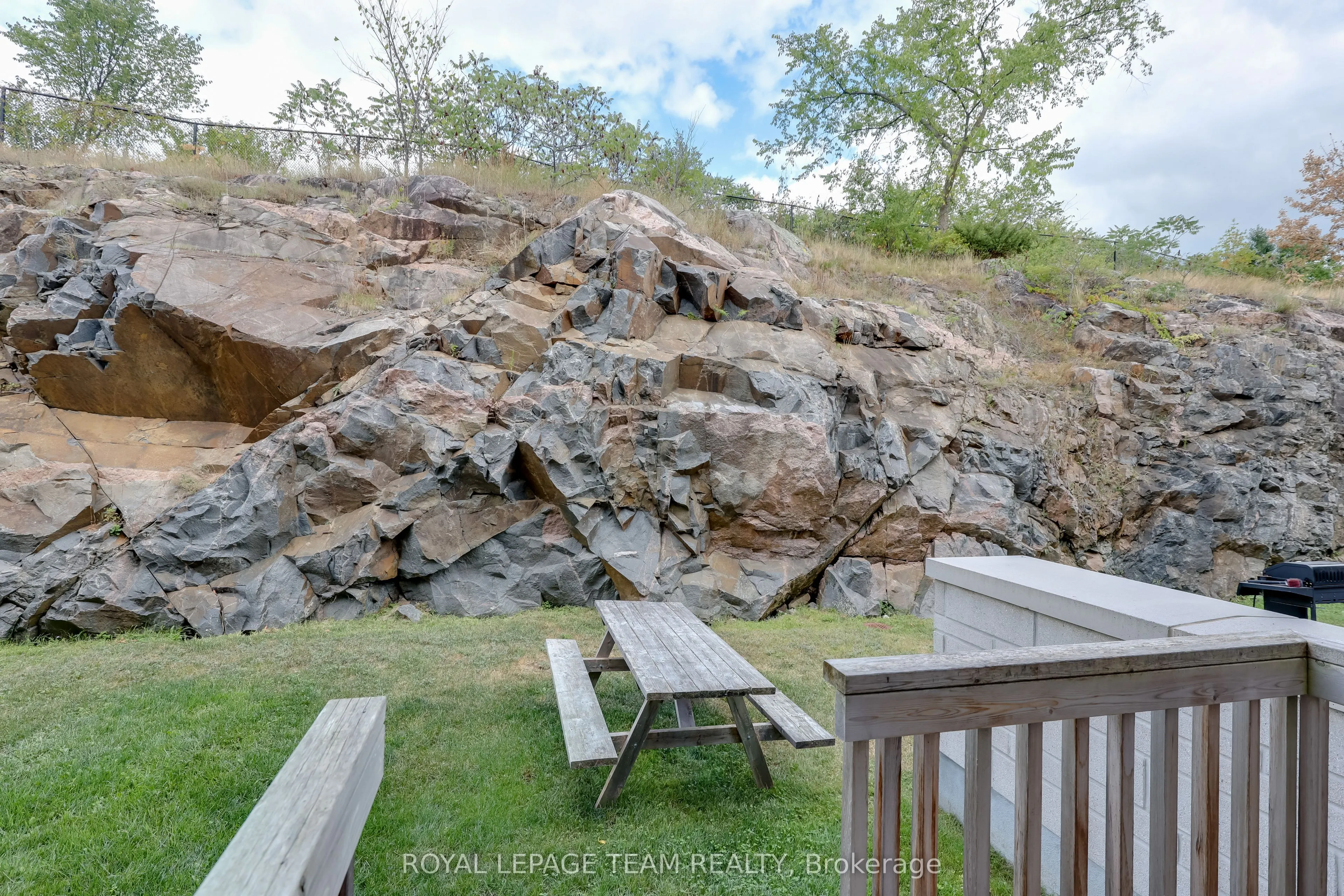 161 Boundstone Way