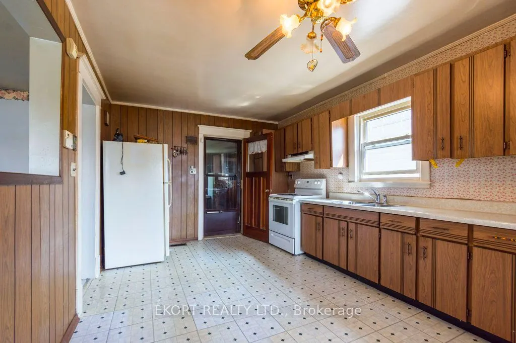 1172 Salem Road