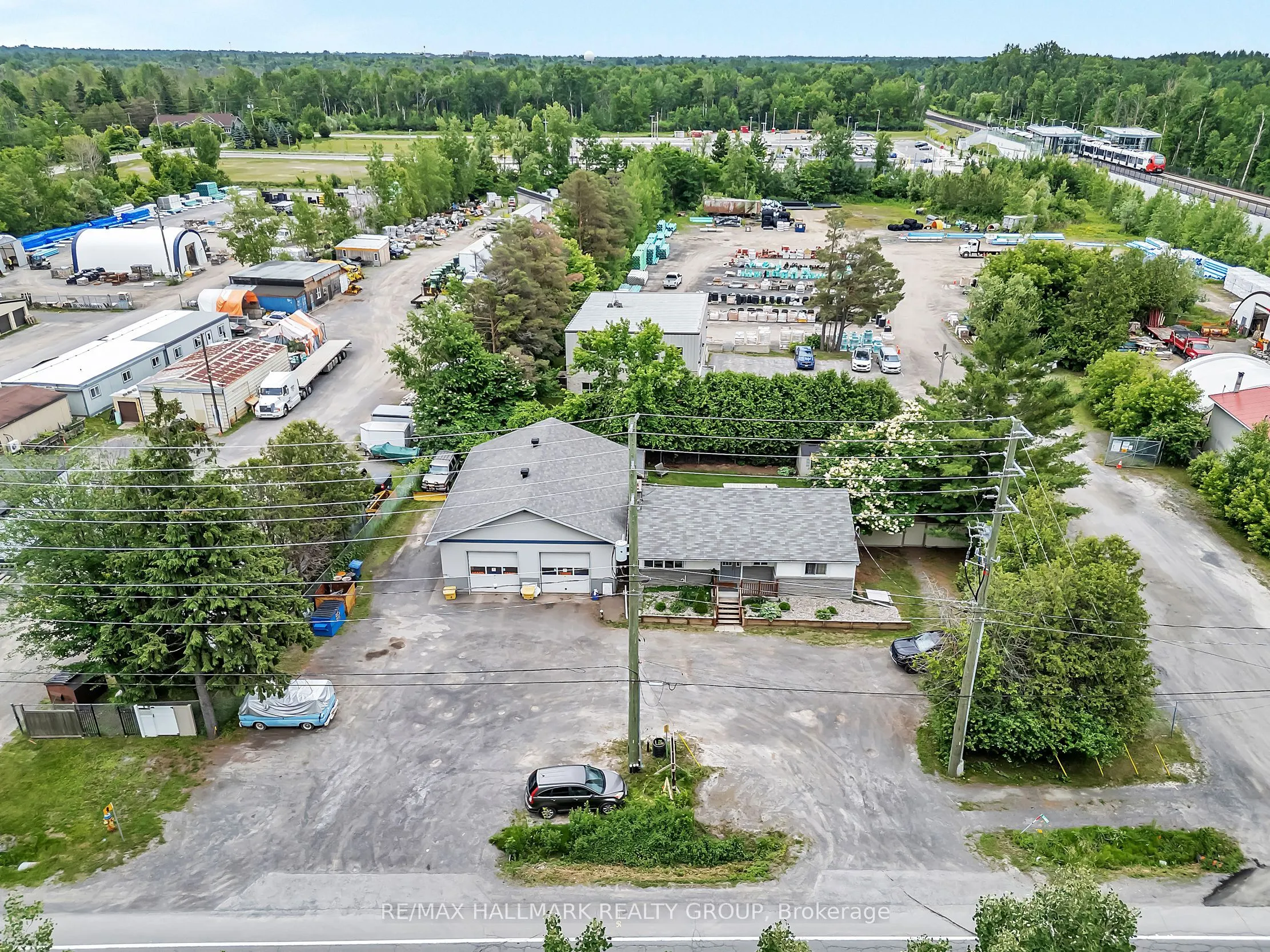 2460 Leitrim Road