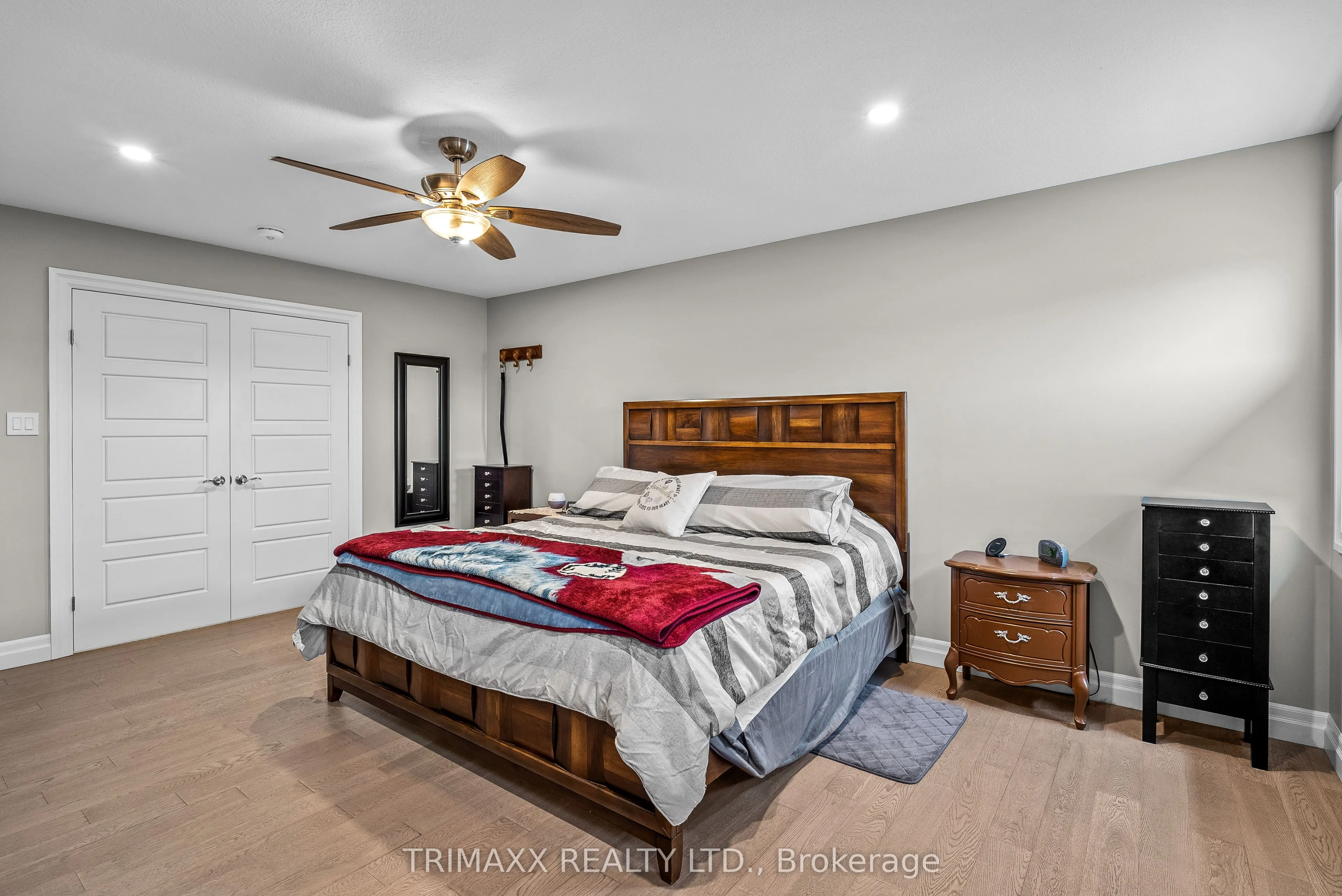 31 Thames Springs Crescent