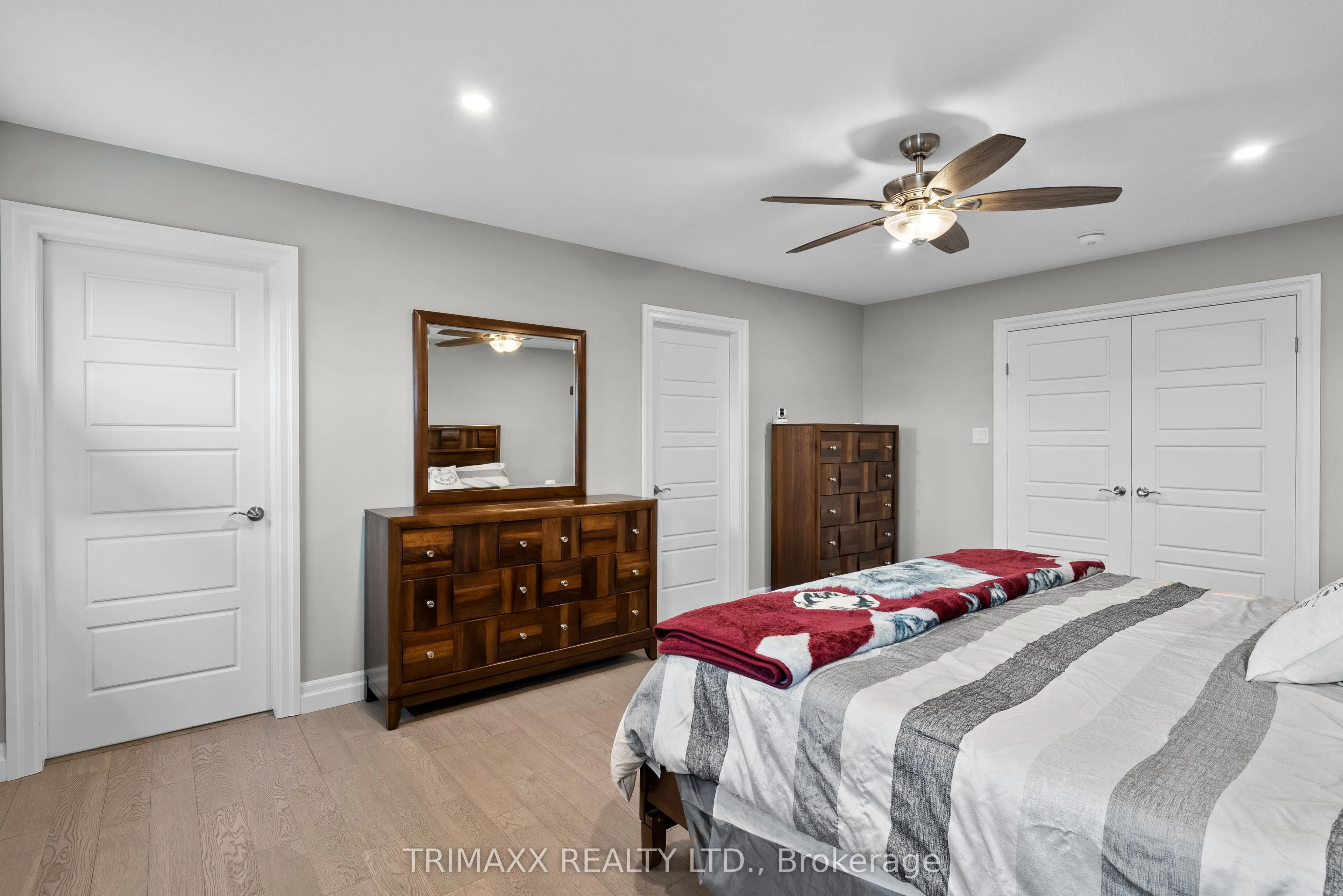 31 Thames Springs Crescent